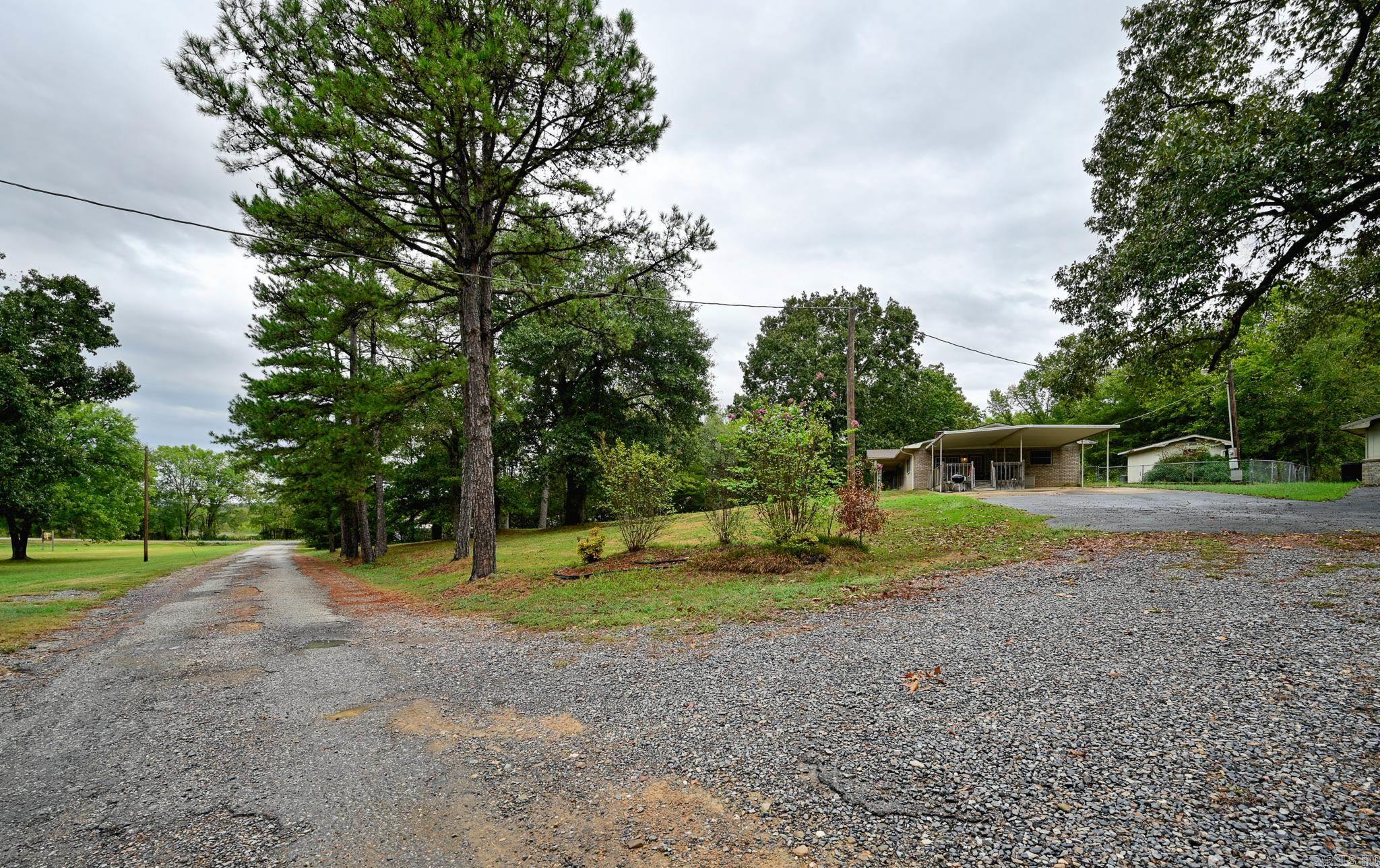 109 Medlin Ln Property Photo 15