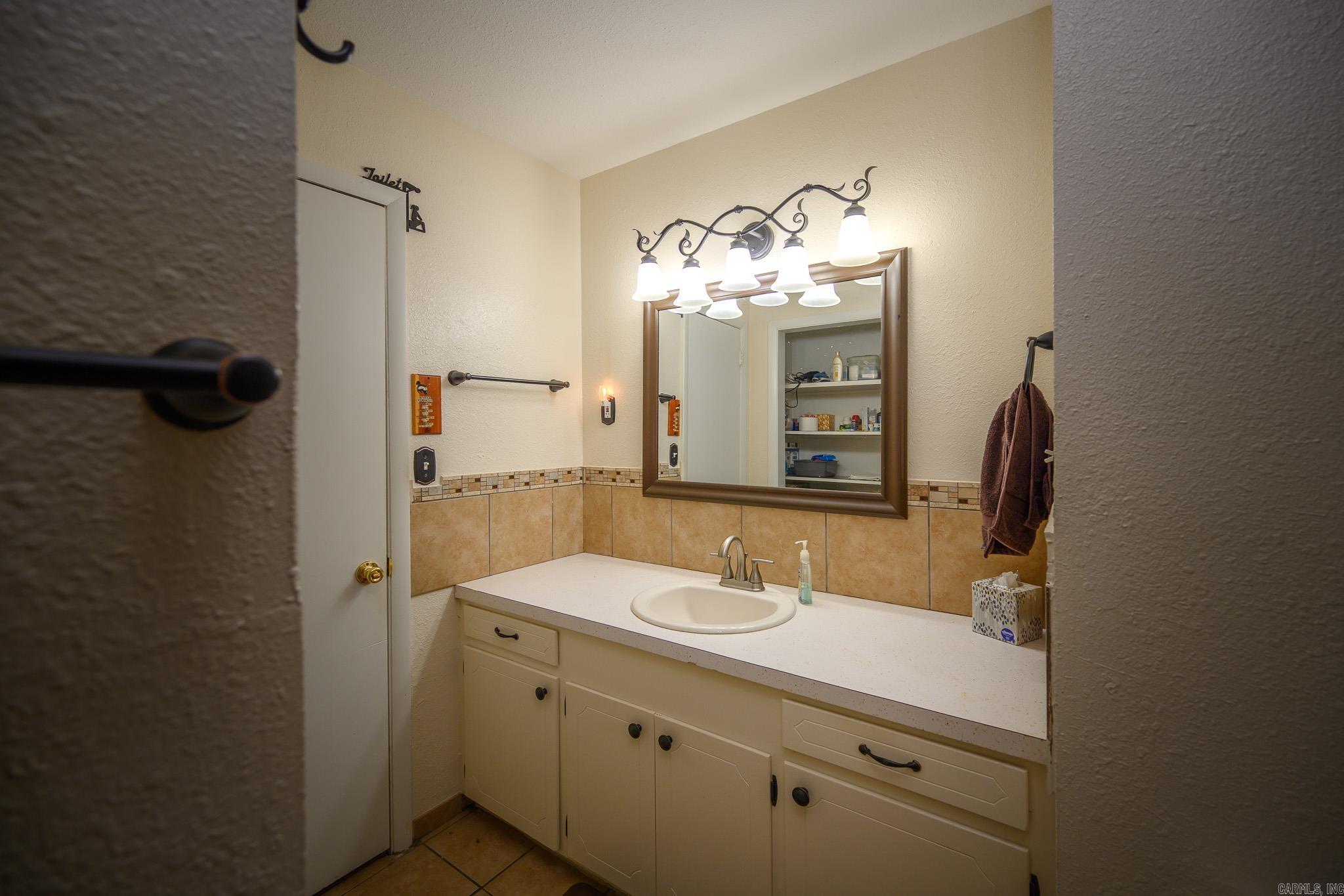109 Medlin Ln Property Photo 28