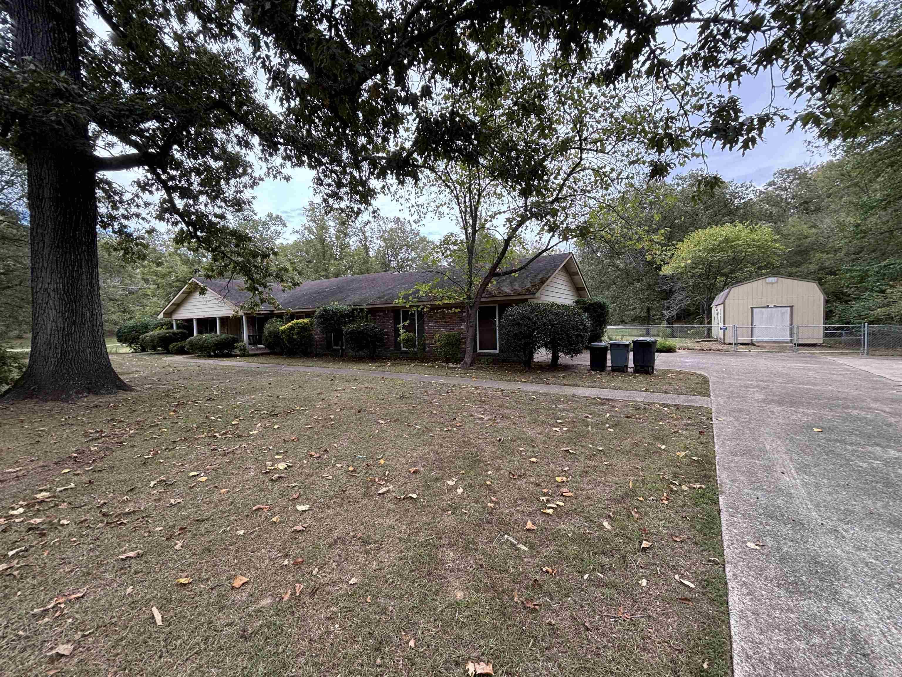 369 Highway 376 Property Photo 1
