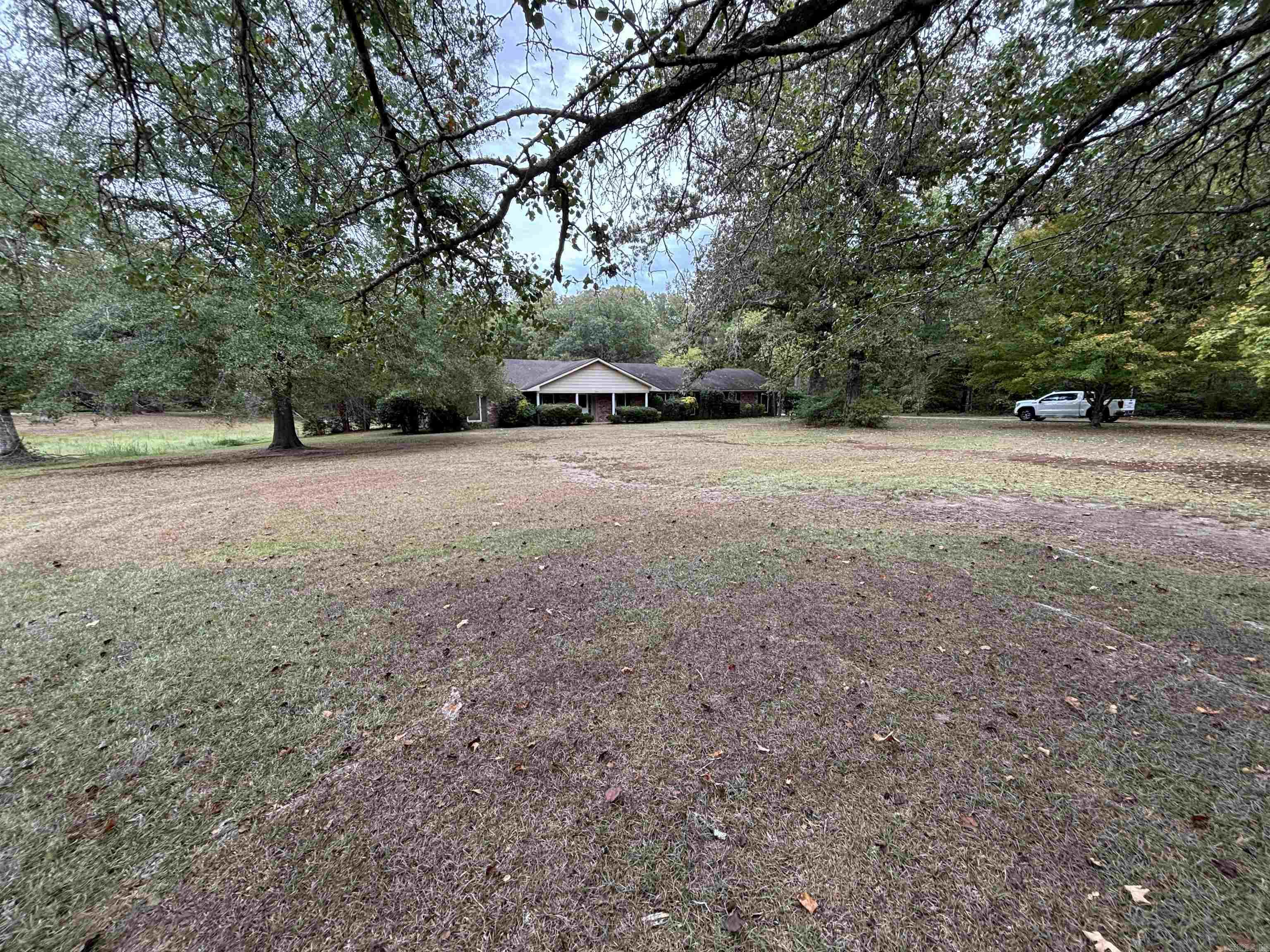 369 Highway 376 Property Photo 2