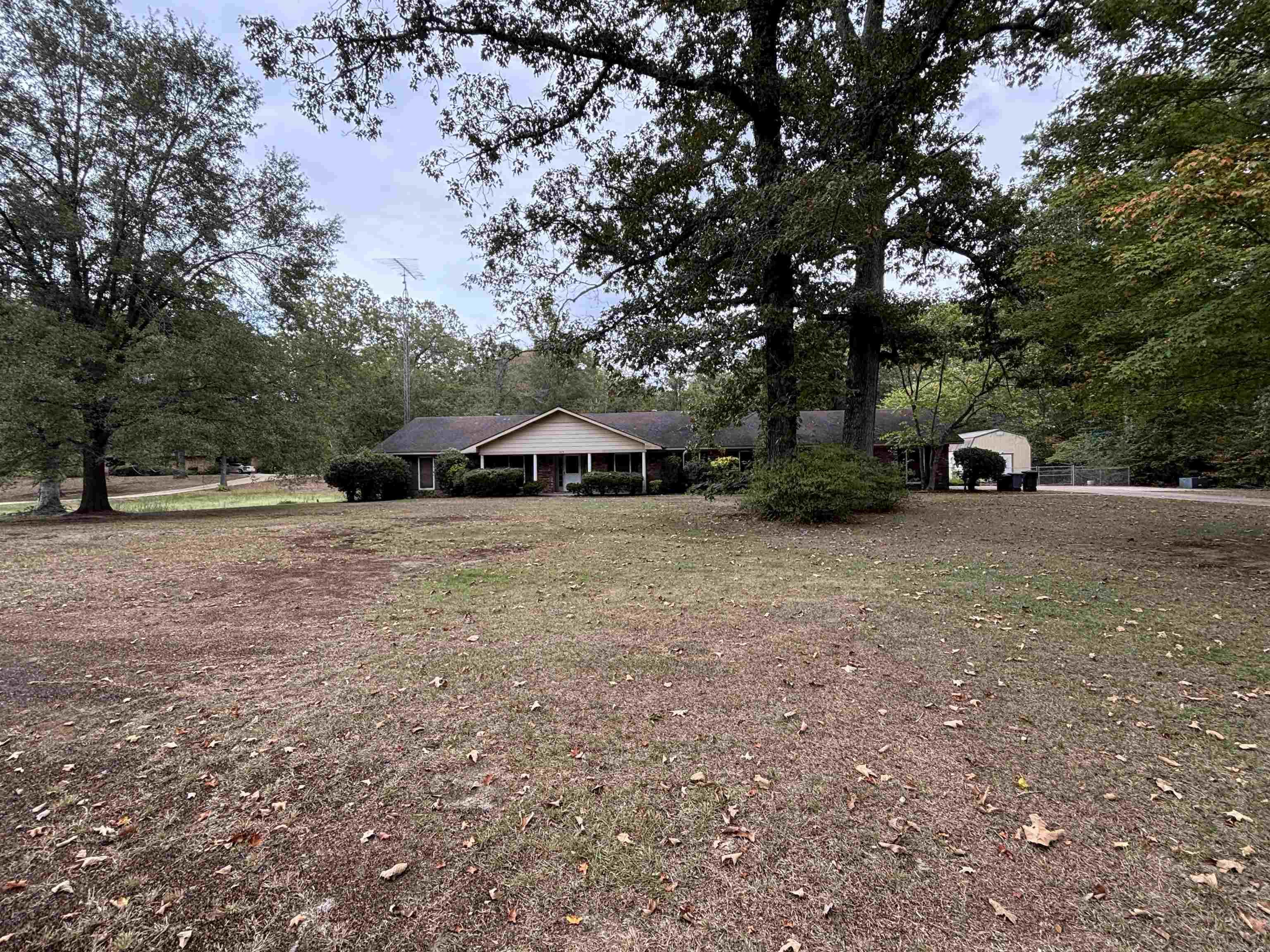 369 Highway 376 Property Photo 3