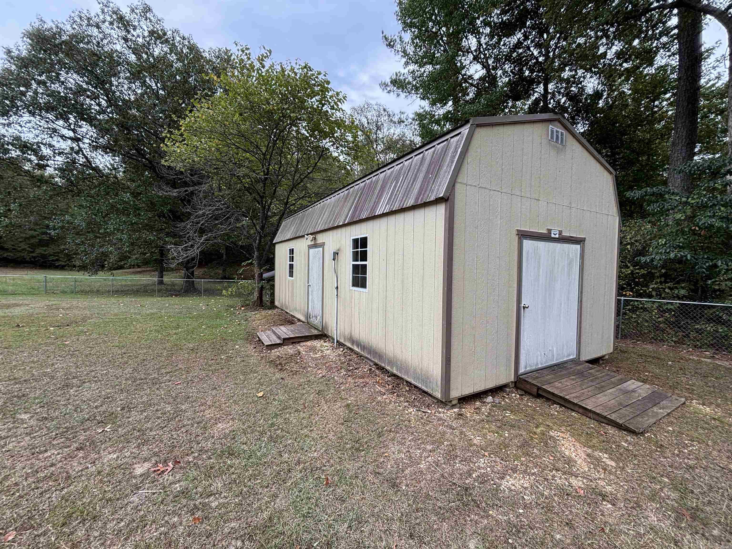 369 Highway 376 Property Photo 6