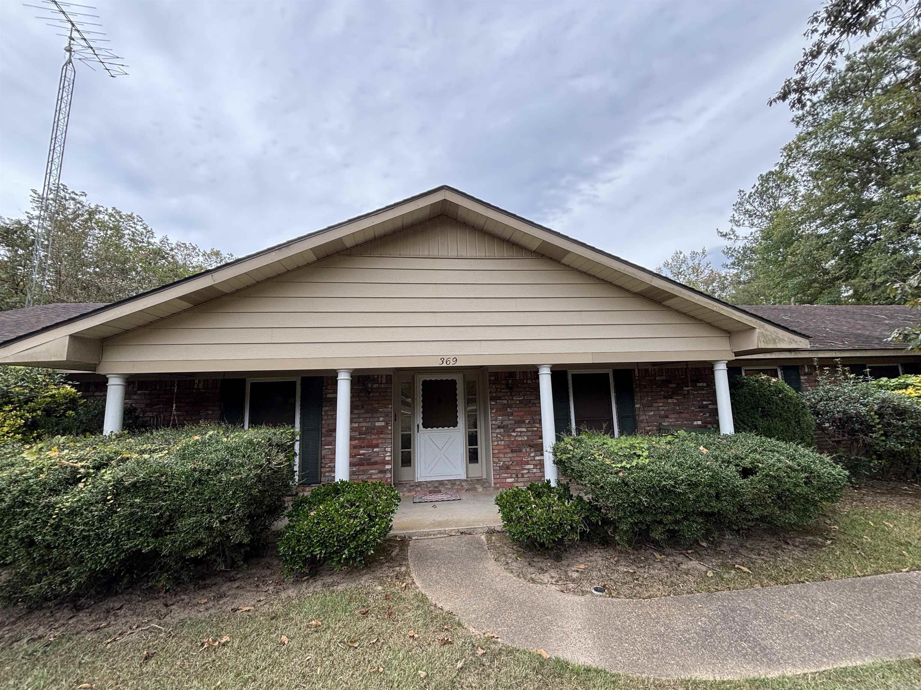 369 Highway 376 Property Photo 9