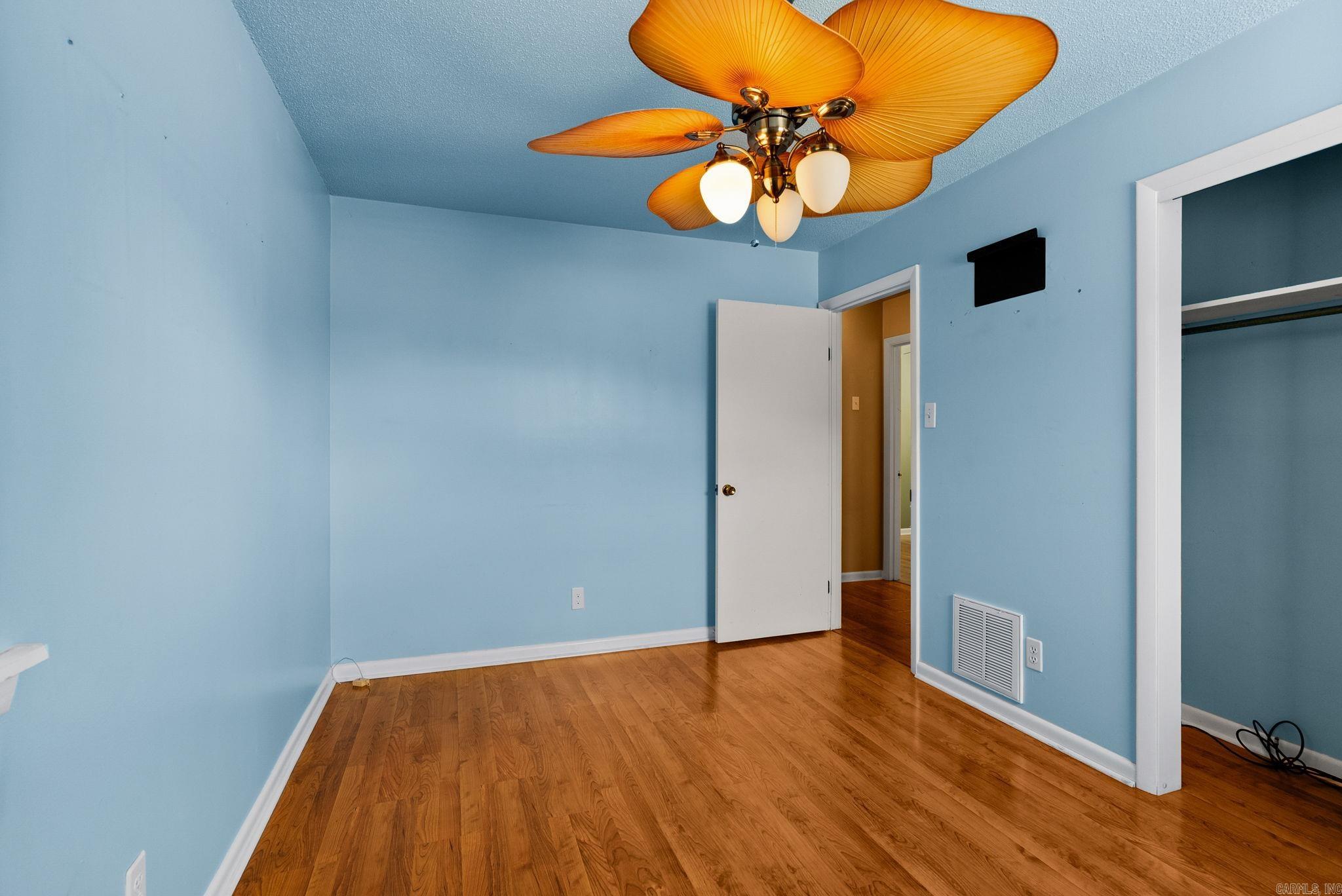 8721 Claremont Avenue Property Photo 23