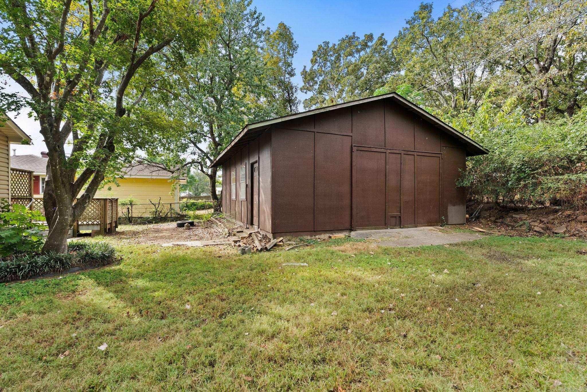 8721 Claremont Avenue Property Photo 33