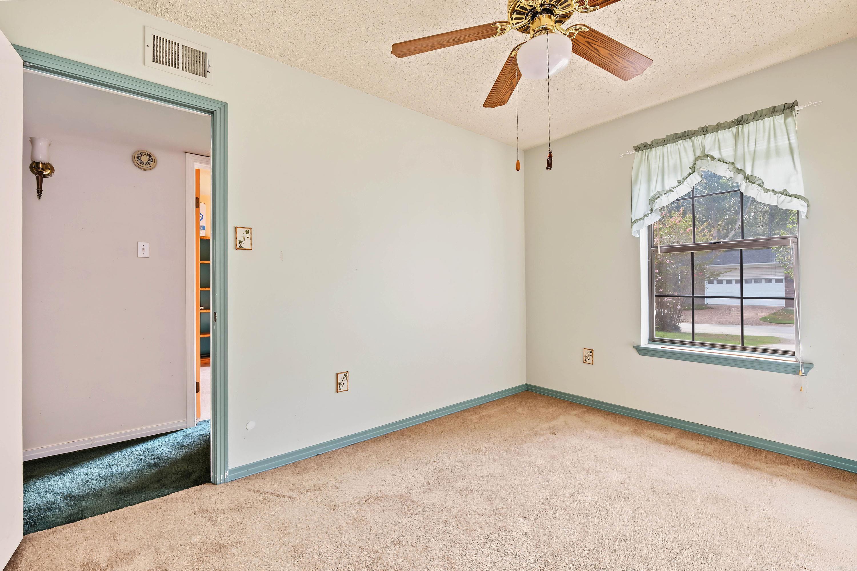 320 Corkwood Drive Property Photo 28