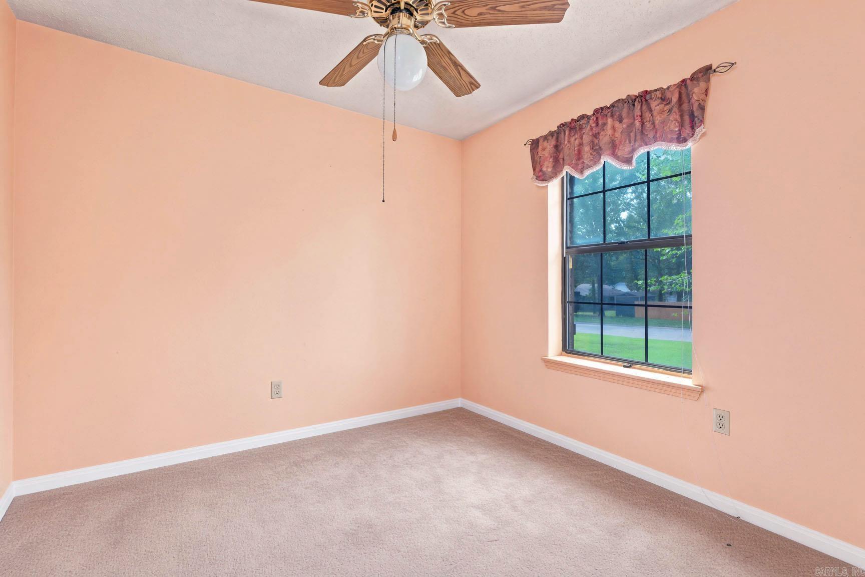 320 Corkwood Drive Property Photo 31