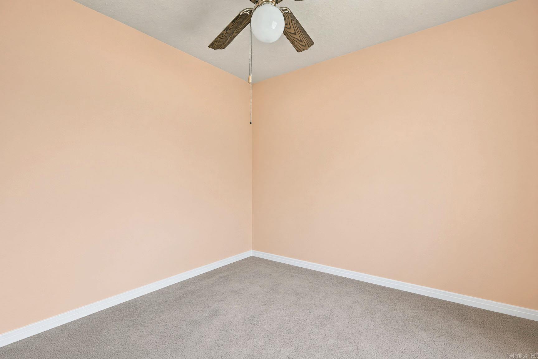 320 Corkwood Drive Property Photo 32