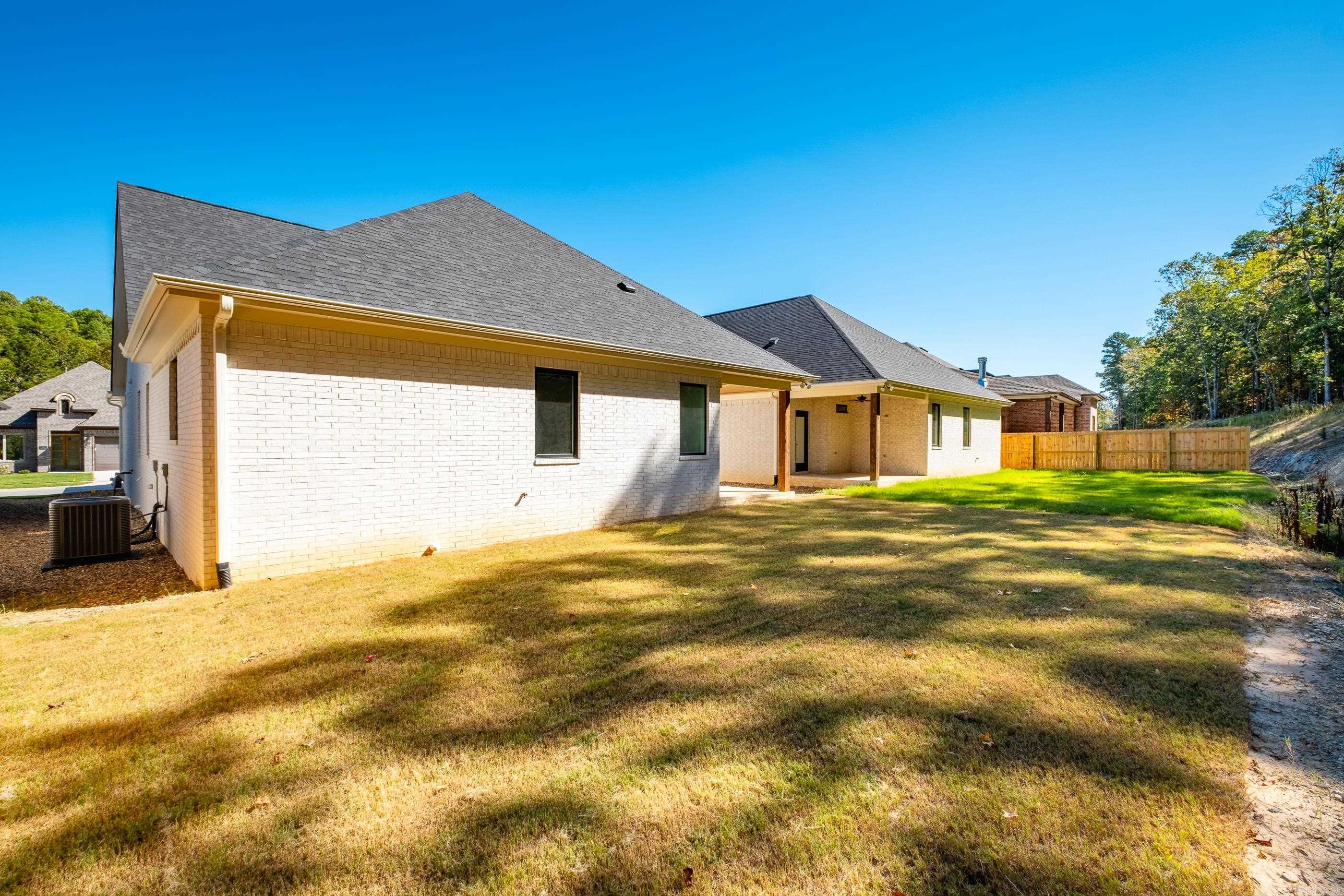 137 Kinley Loop Property Photo 48