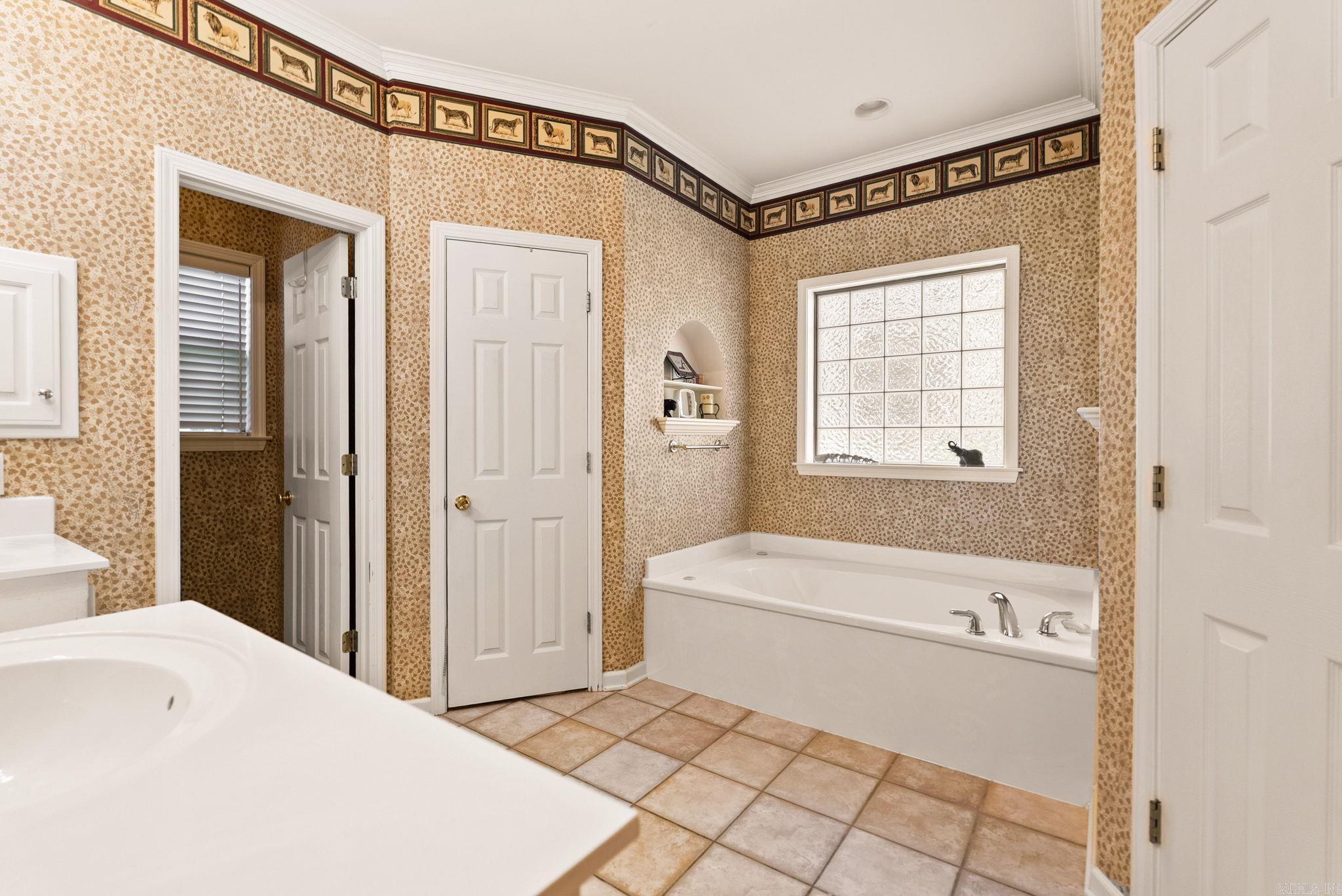 38 Chatel Property Photo 25