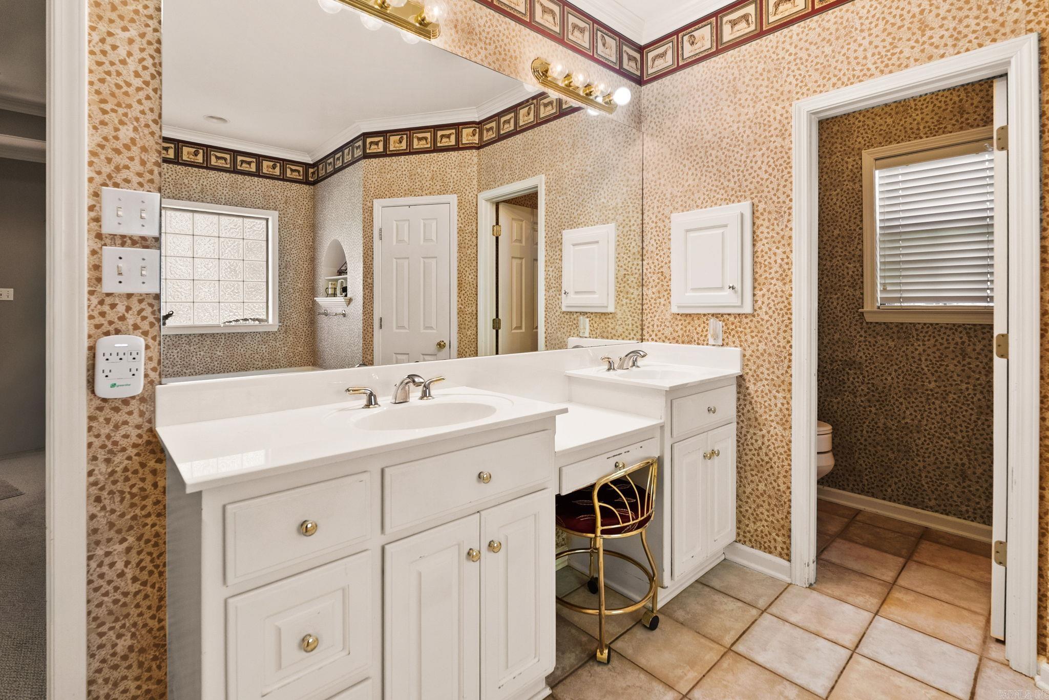 38 Chatel Property Photo 27