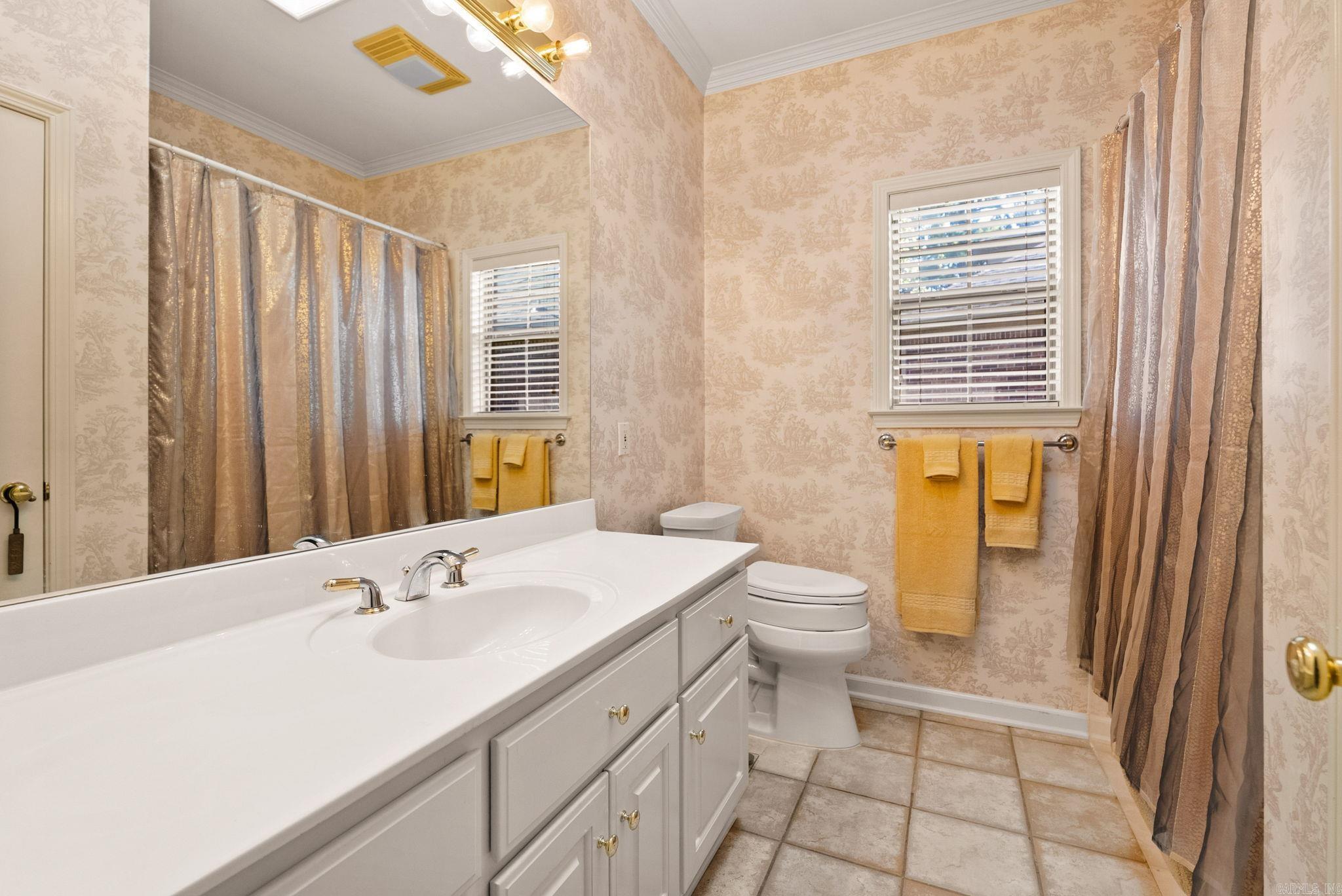38 Chatel Property Photo 32