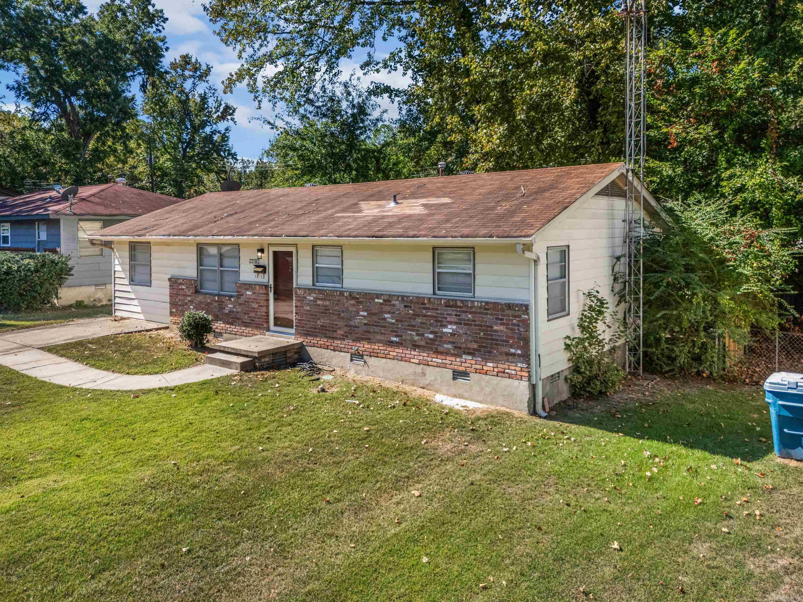 9418 Crofton Drive Property Photo 12