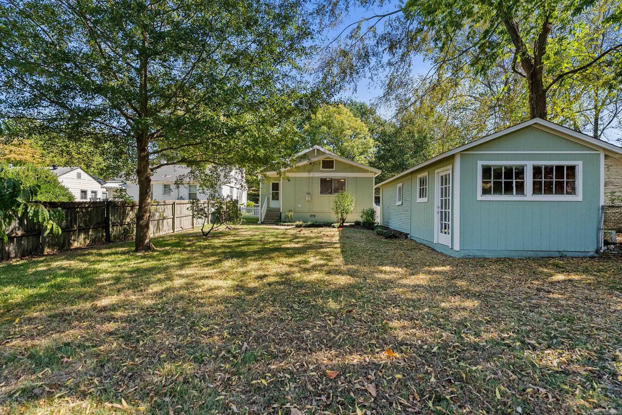 2306 N Garfield Street Property Photo 23