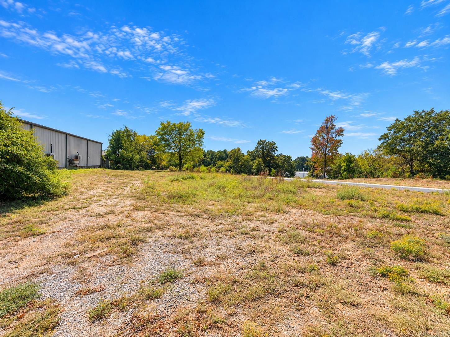 901 Carpenter Street Property Photo 3