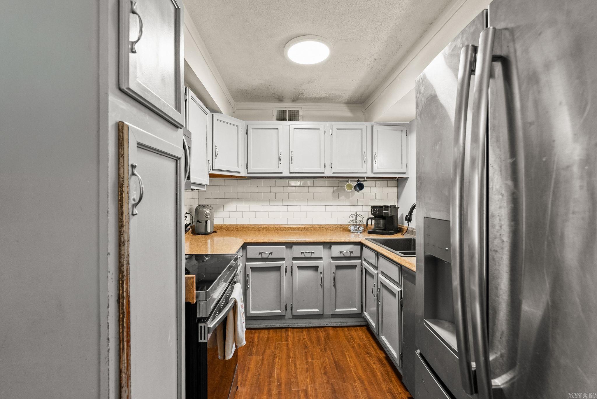 1803 Buffalo Ct Property Photo 11