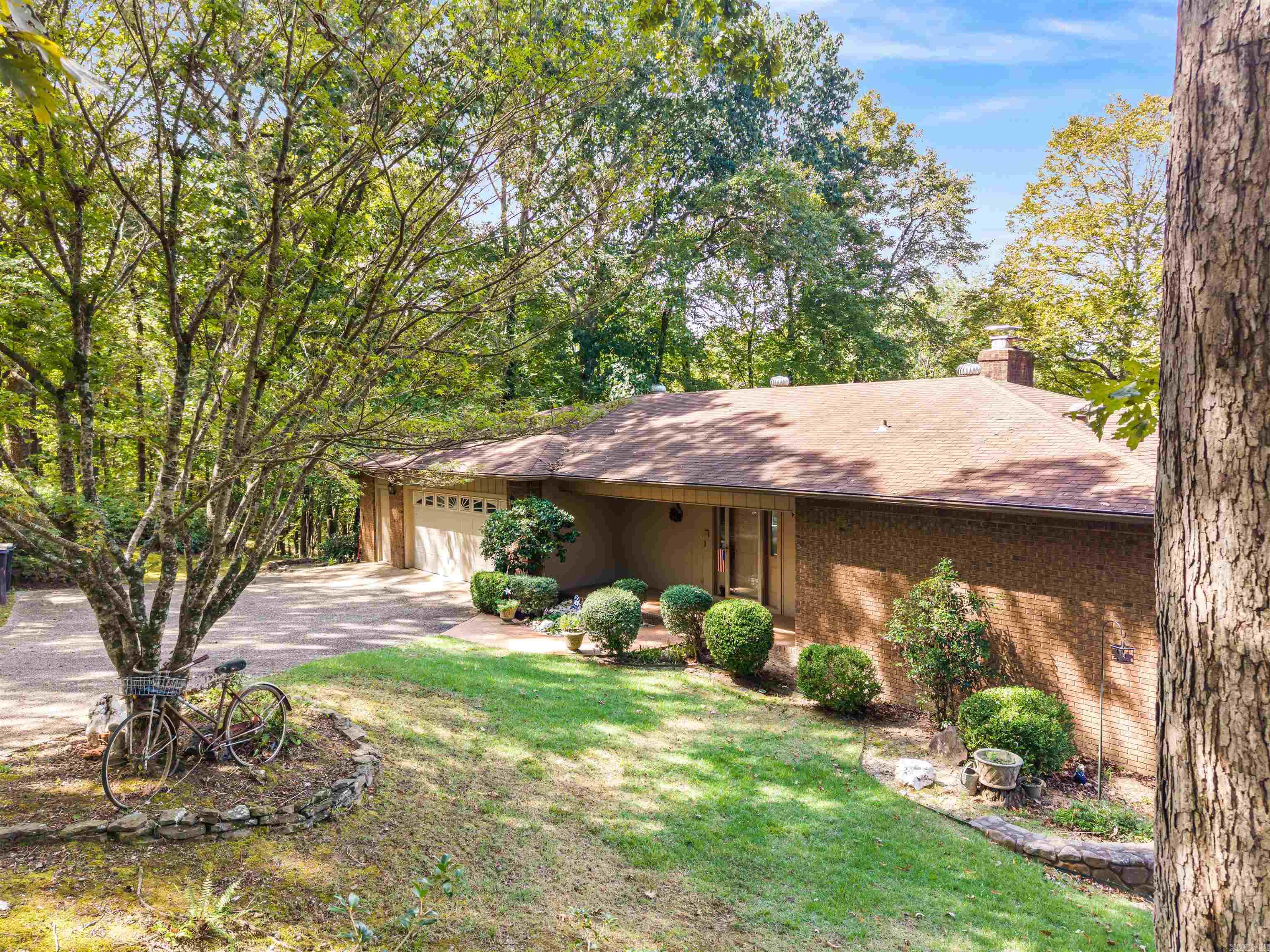 18 Rubi Circle Property Photo 4