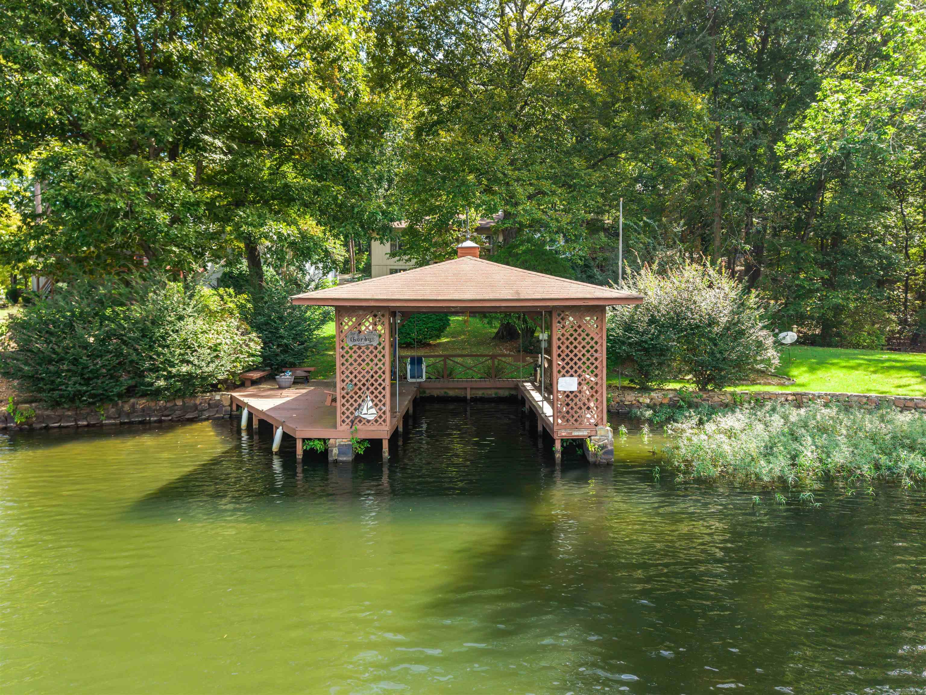 18 Rubi Circle Property Photo 16