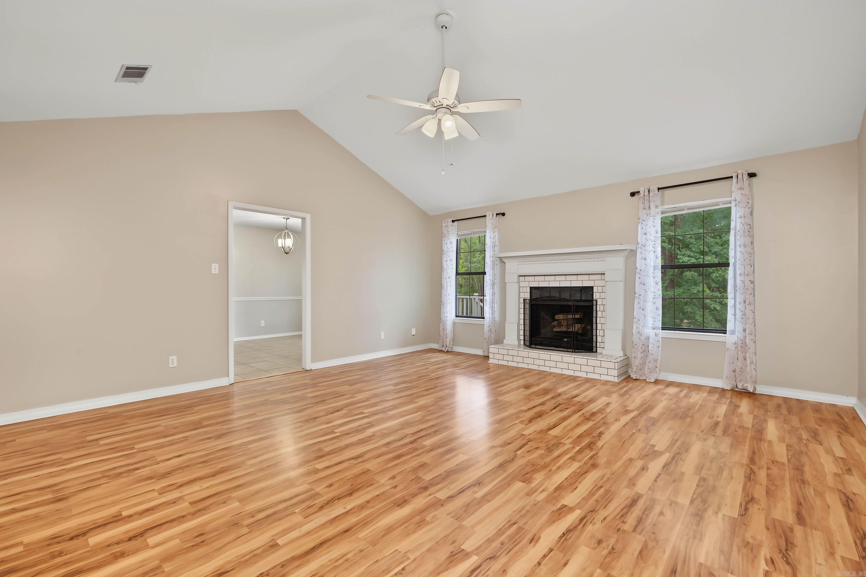 602 Parkway Place Drive Property Photo 4