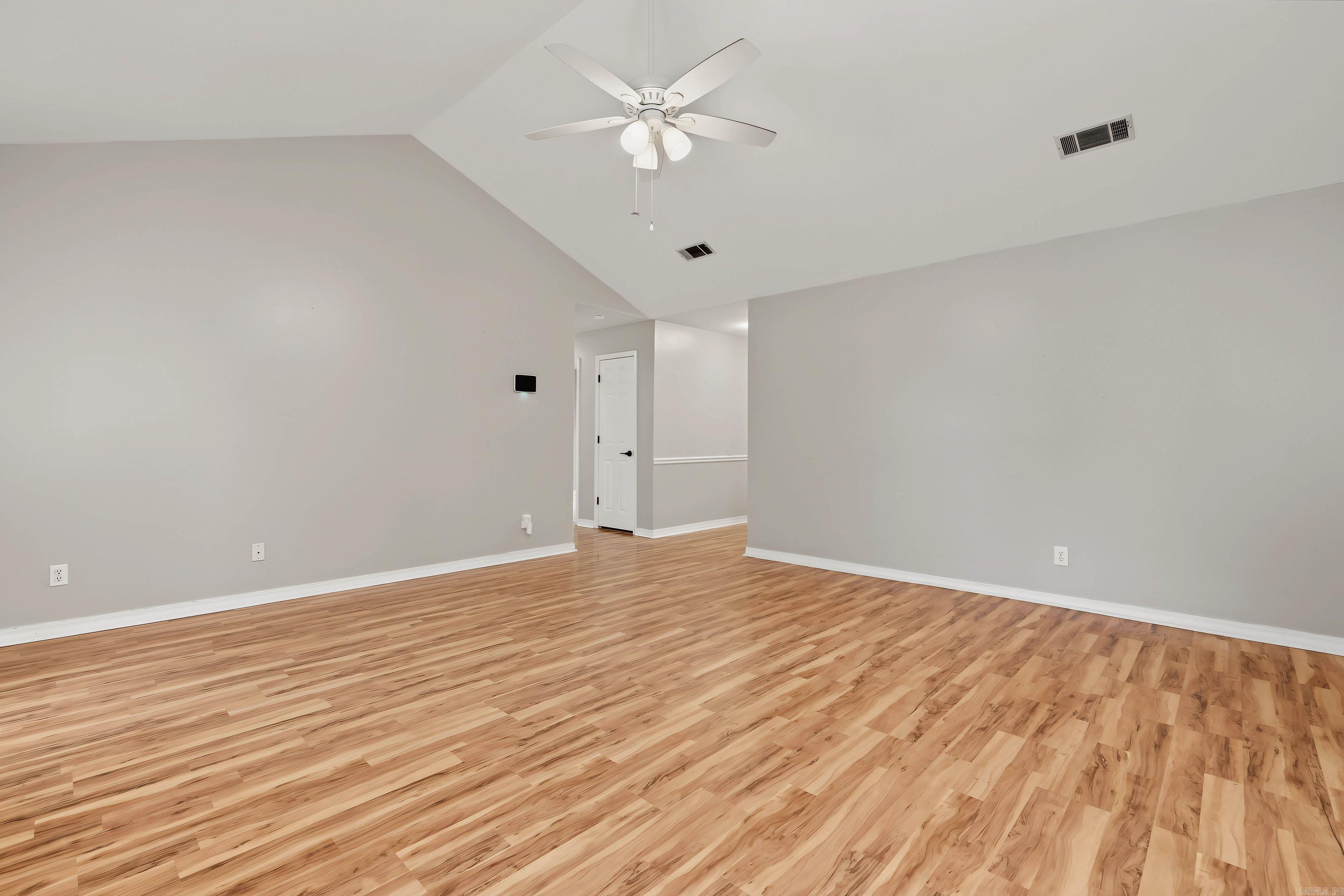 602 Parkway Place Drive Property Photo 6