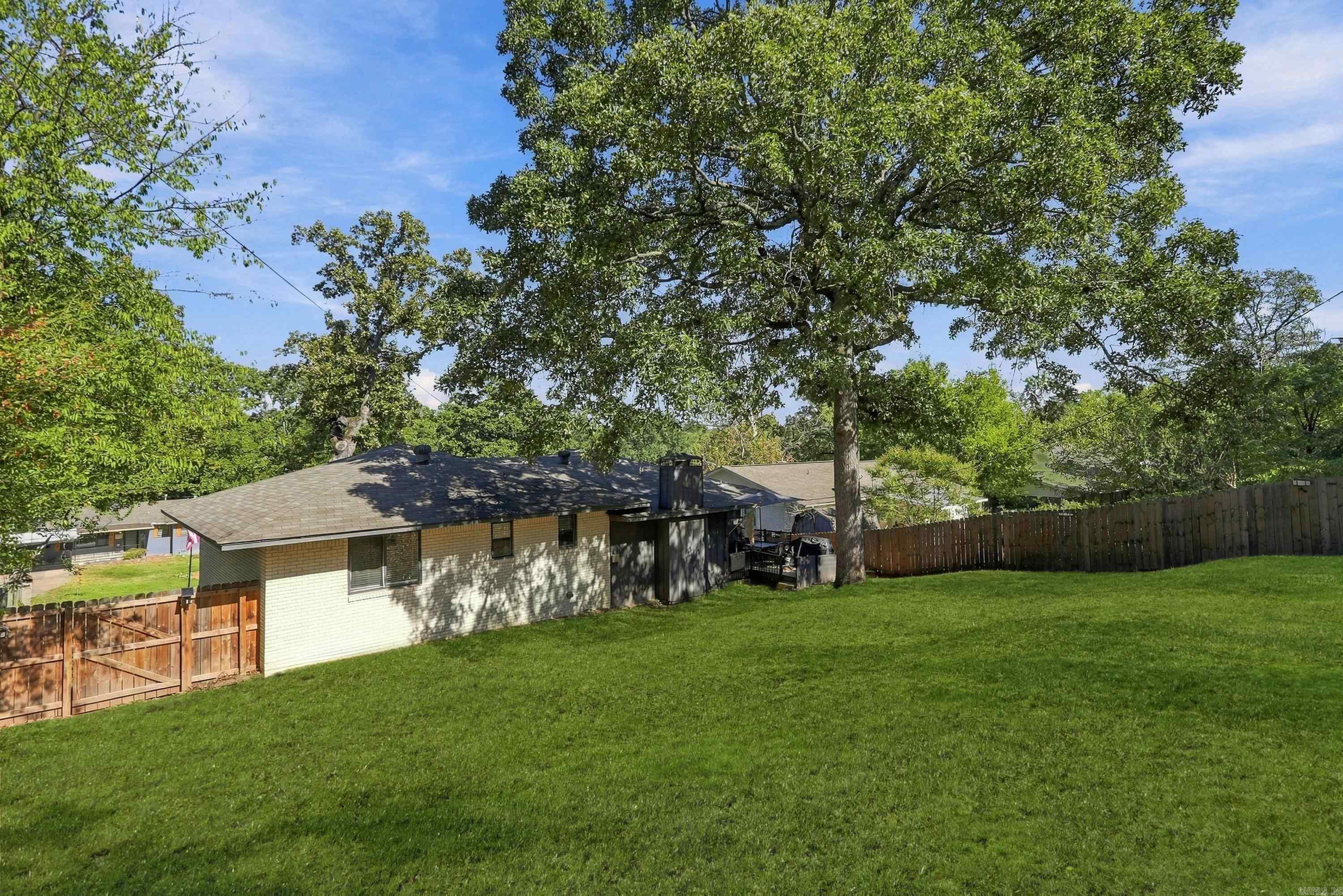 3717 Loch Lane Property Photo 26