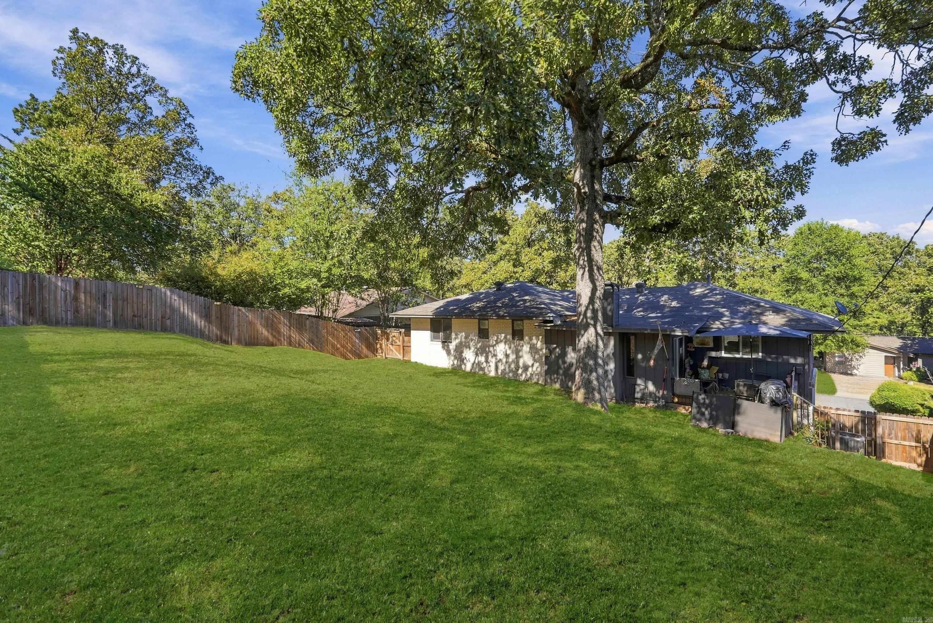 3717 Loch Lane Property Photo 28