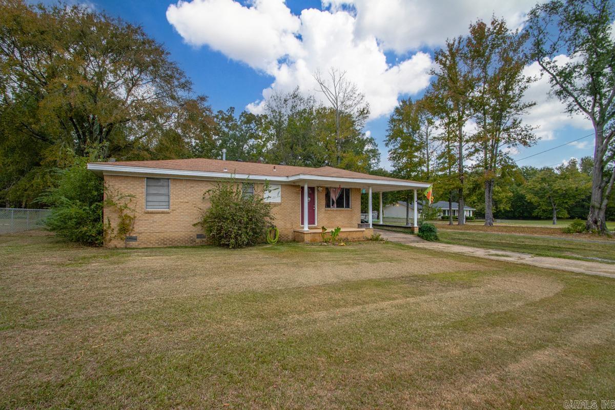 14705 Cedar Lane Property Photo 2