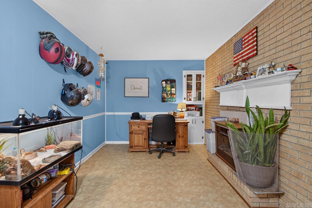 14705 Cedar Lane Property Photo 7
