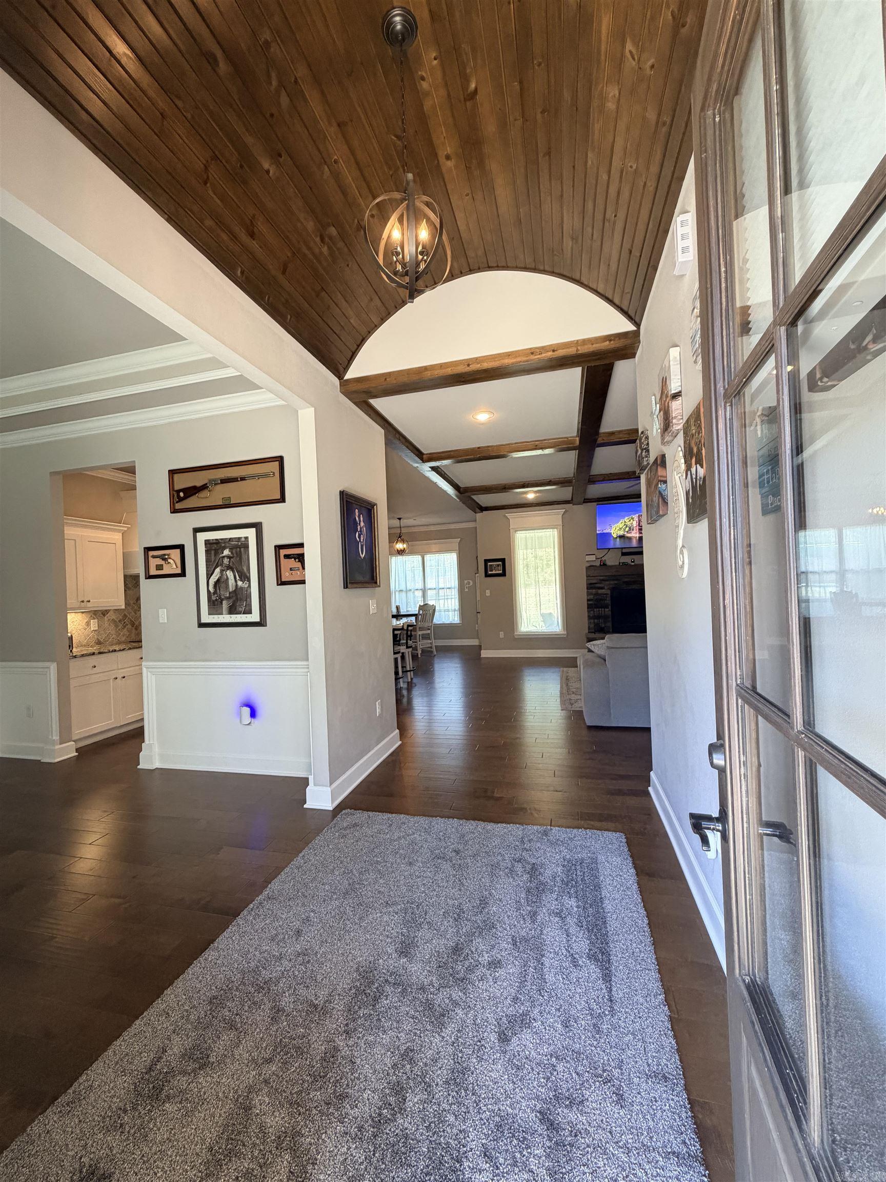 7032 Kasen Drive Property Photo 3