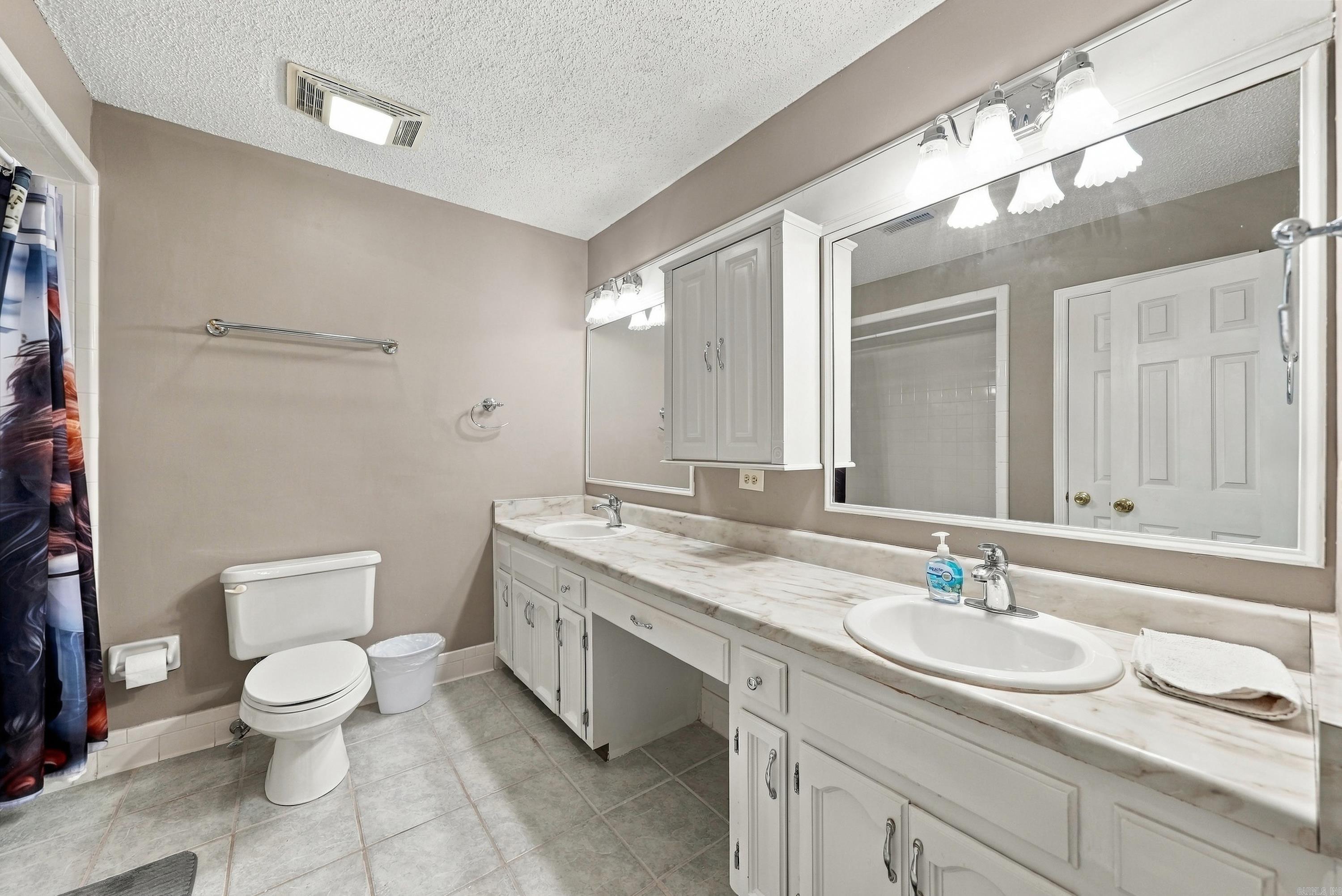 5121 Madison Avenue Property Photo 18