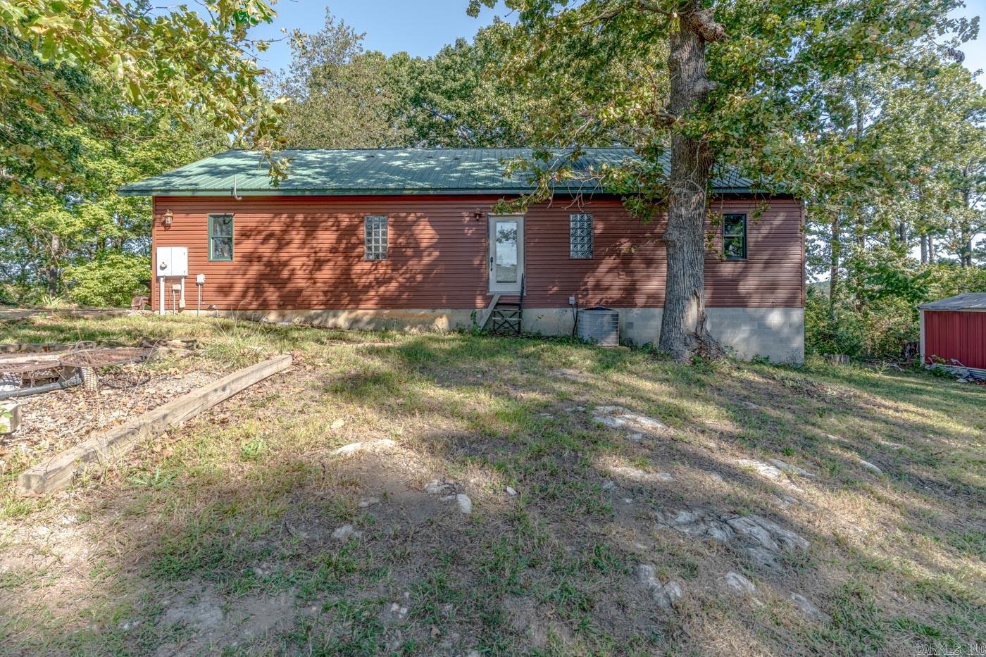 863 Rodney Cutoff Road Property Photo 1