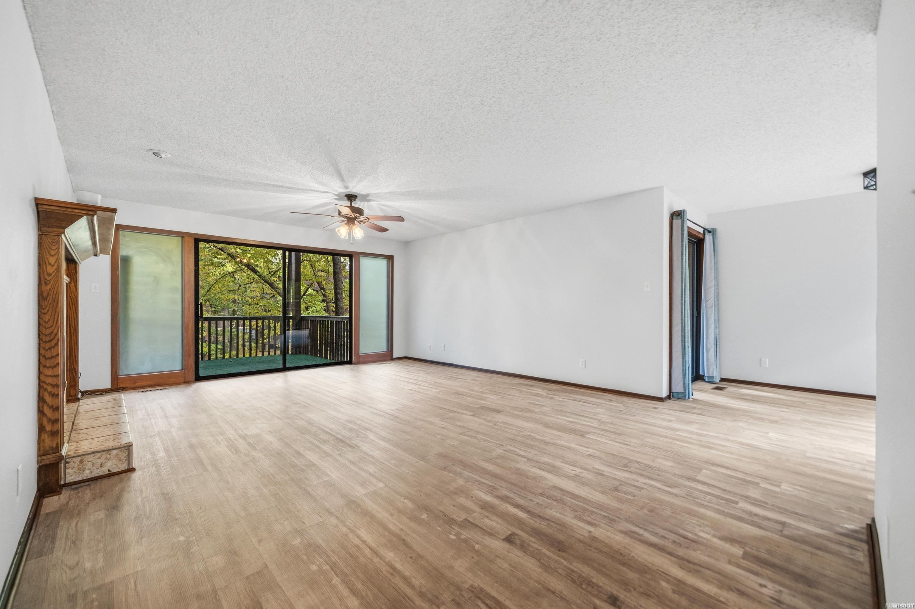 2315 Lakeshore Drive J1 Property Photo 6