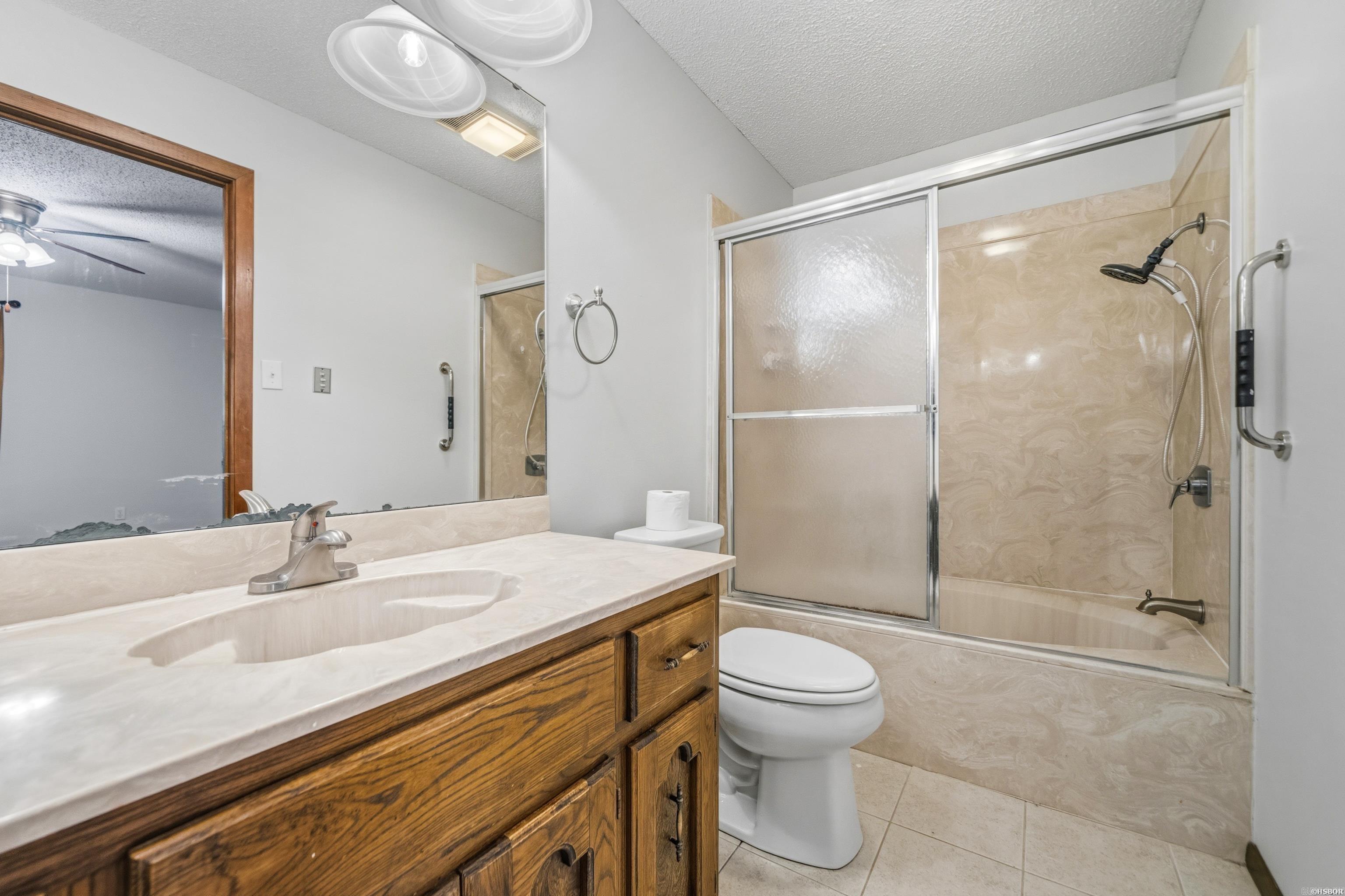 2315 Lakeshore Drive J1 Property Photo 21