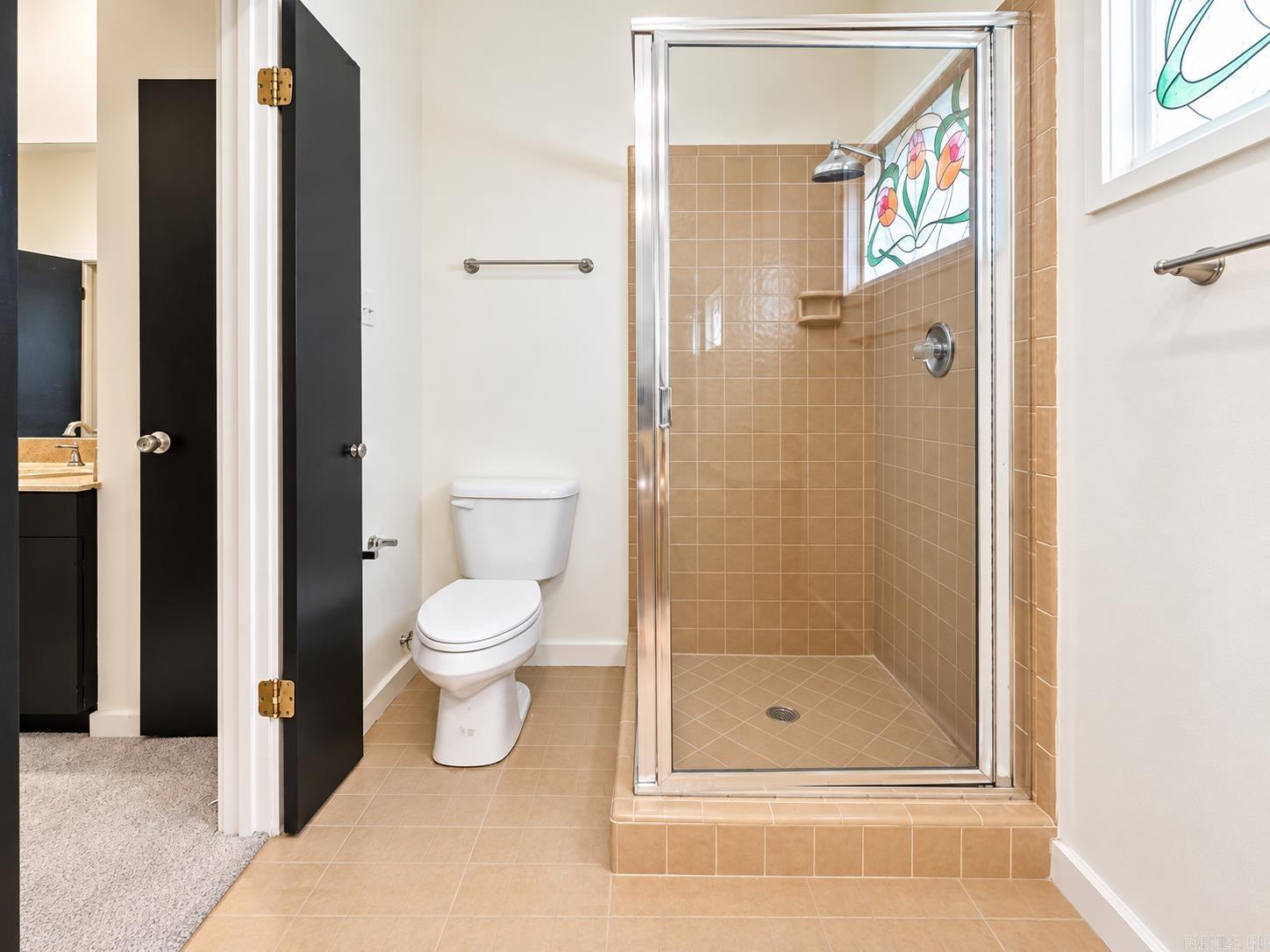 42 Windsor Court Property Photo 8