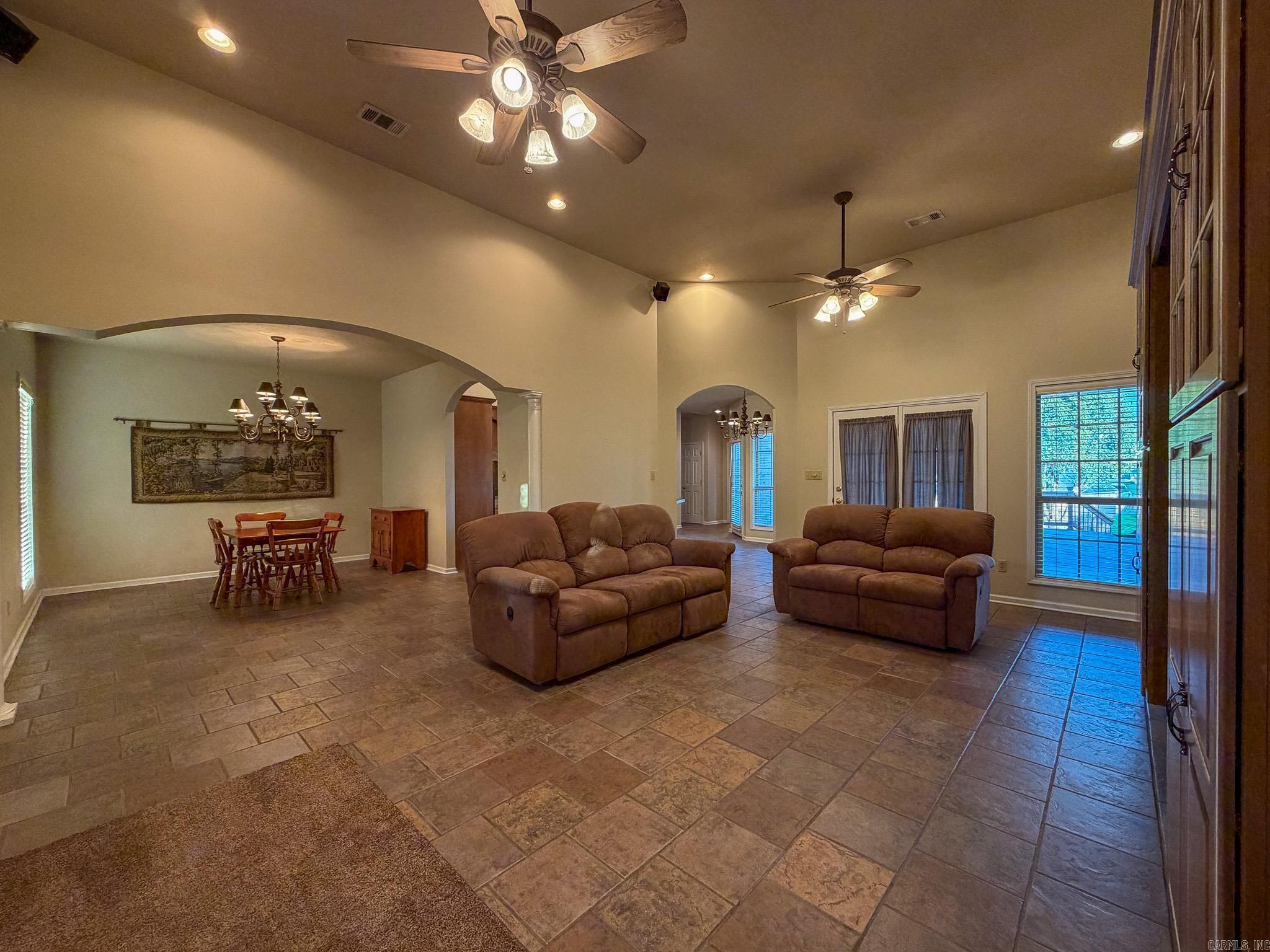 3412 Bolt Boulevard Property Photo 5