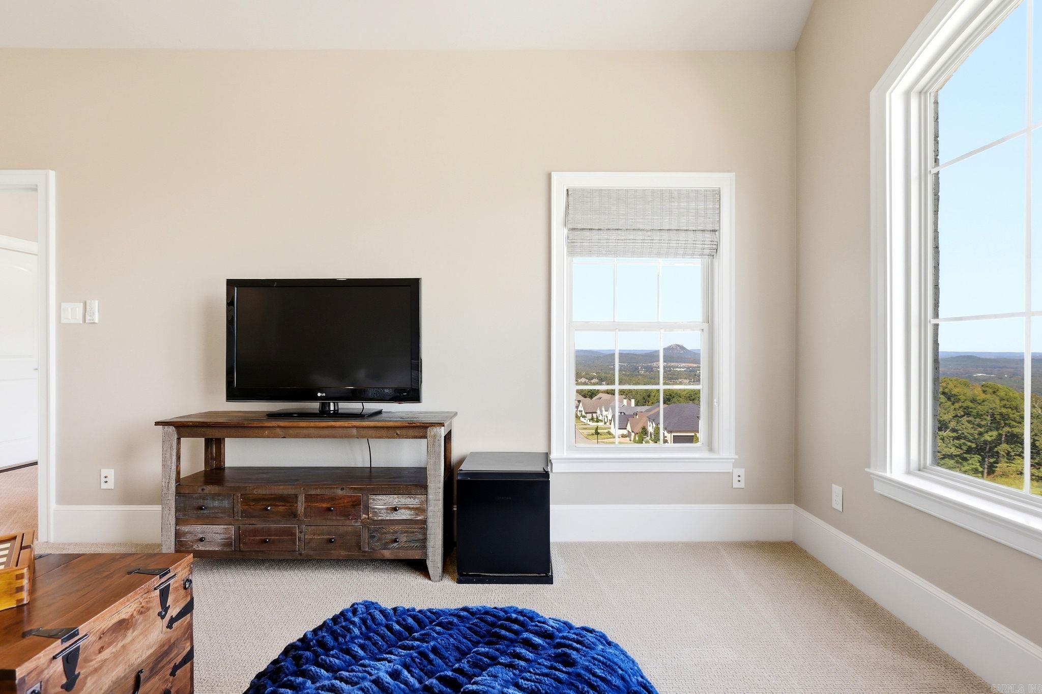 73 Falstone Drive Property Photo 31