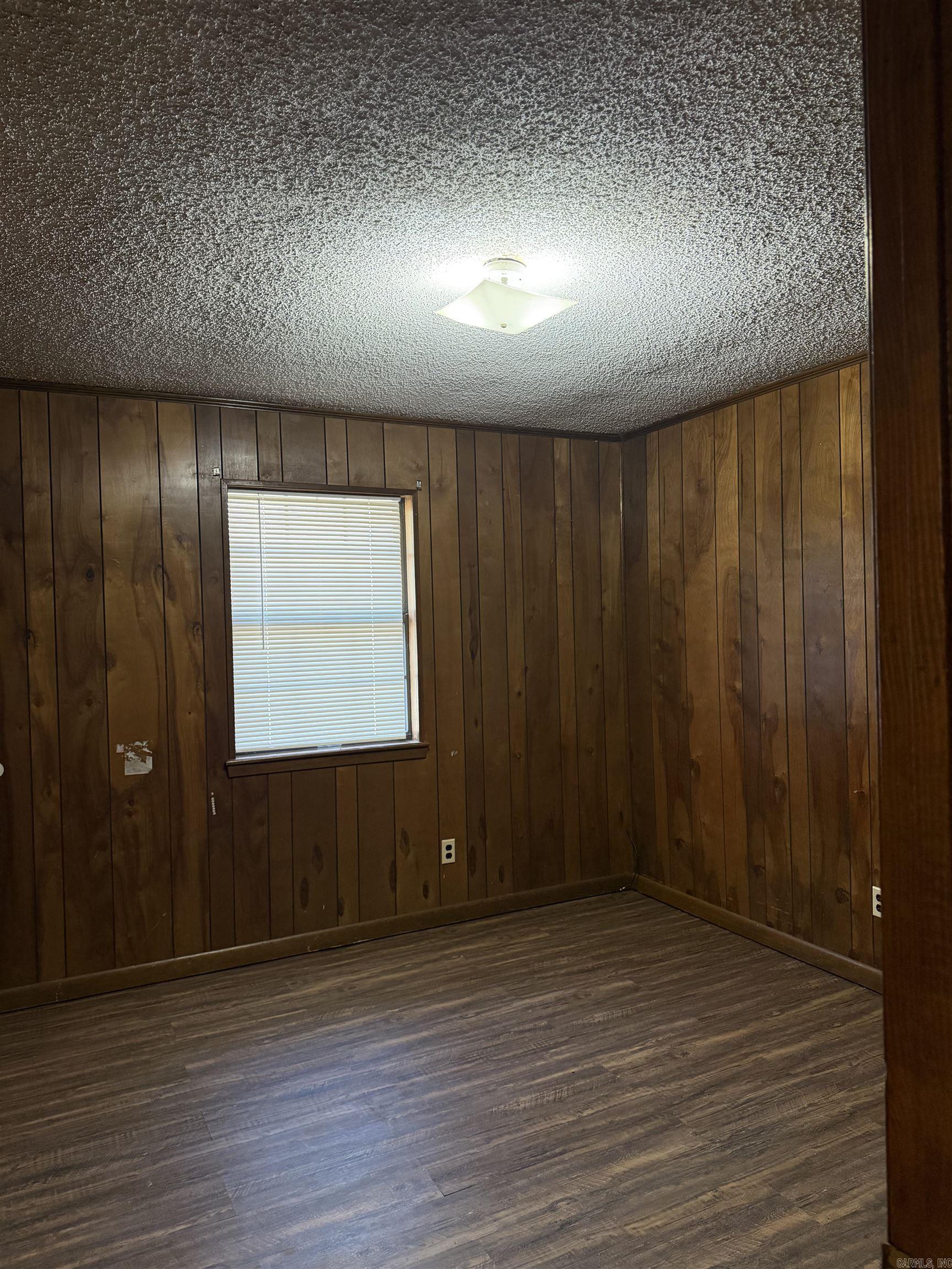 511 E Washington Street Property Photo 12