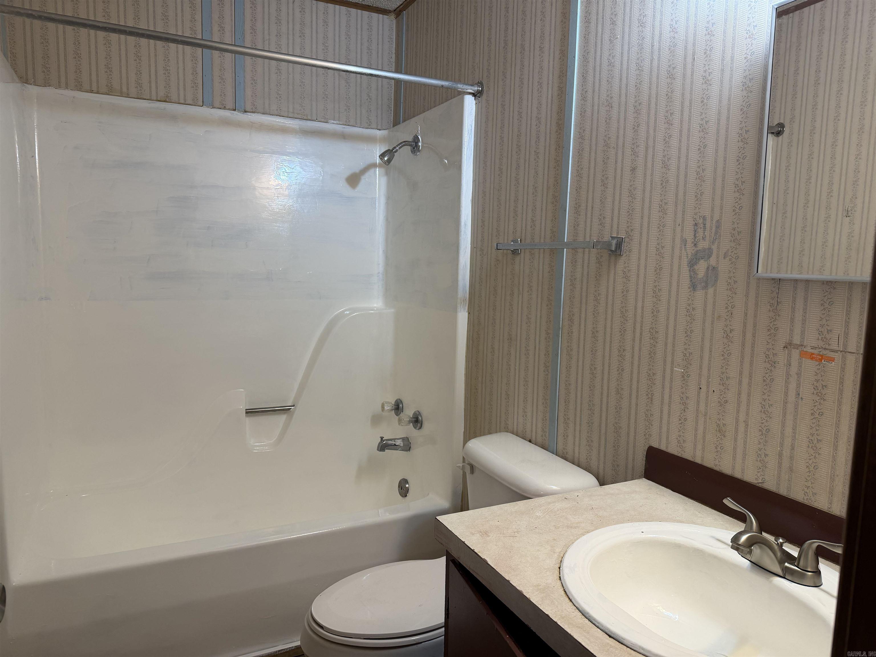 511 E Washington Street Property Photo 17