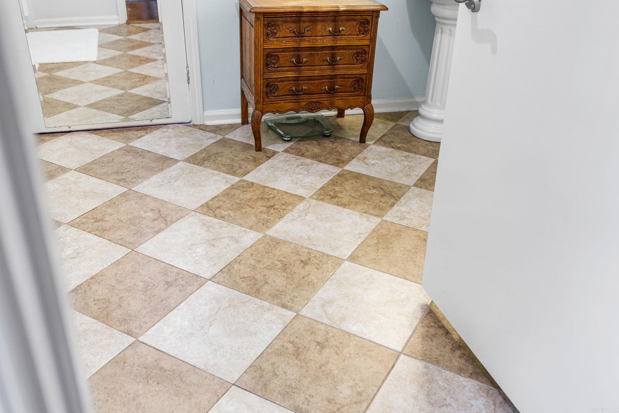 211 Johnson Street Property Photo 30