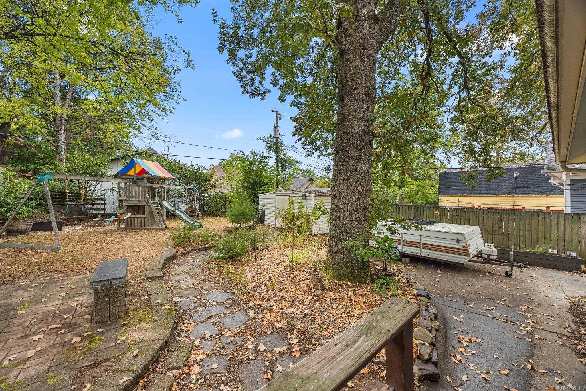 211 Johnson Street Property Photo 37