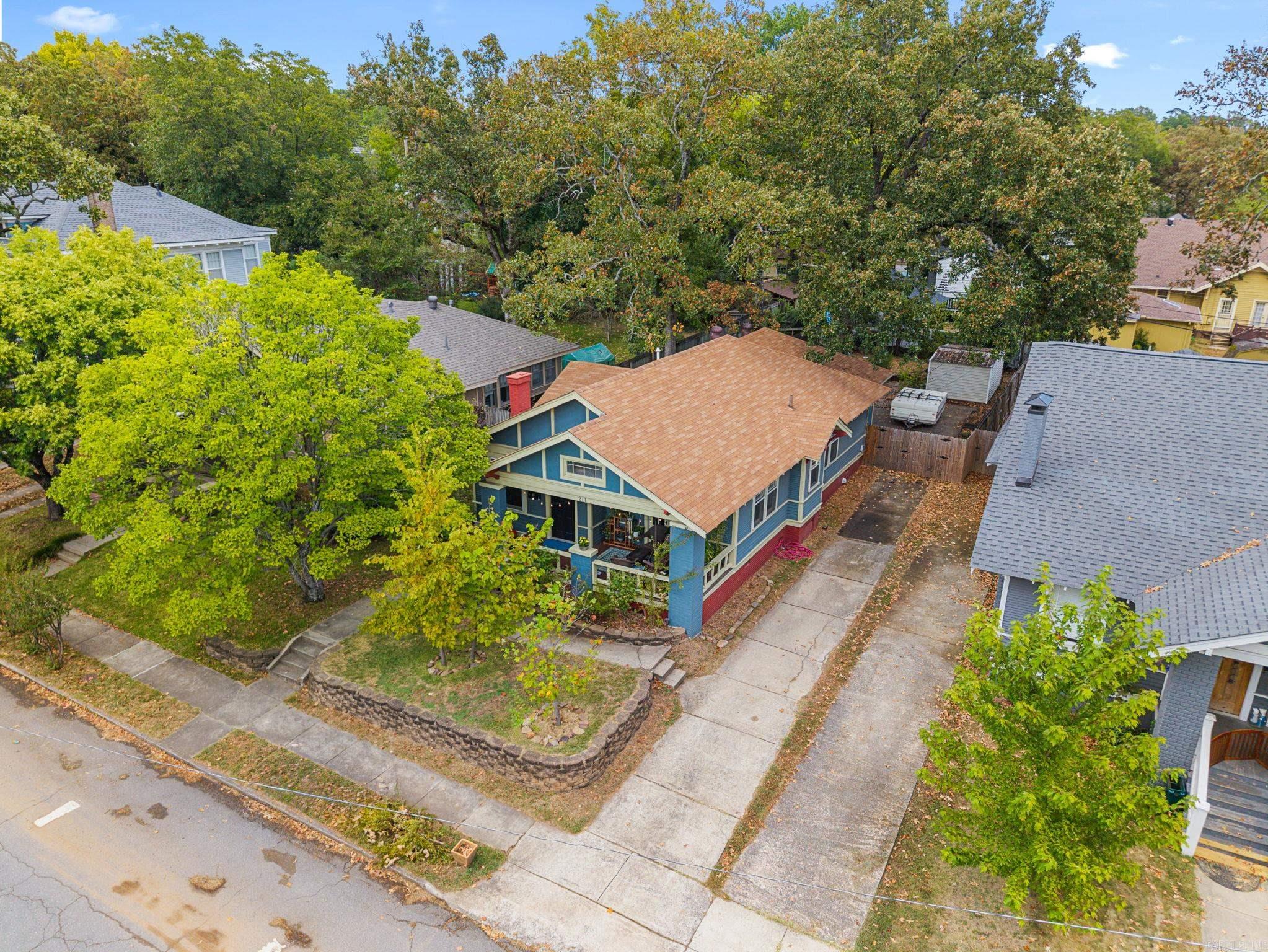 211 Johnson Street Property Photo 41