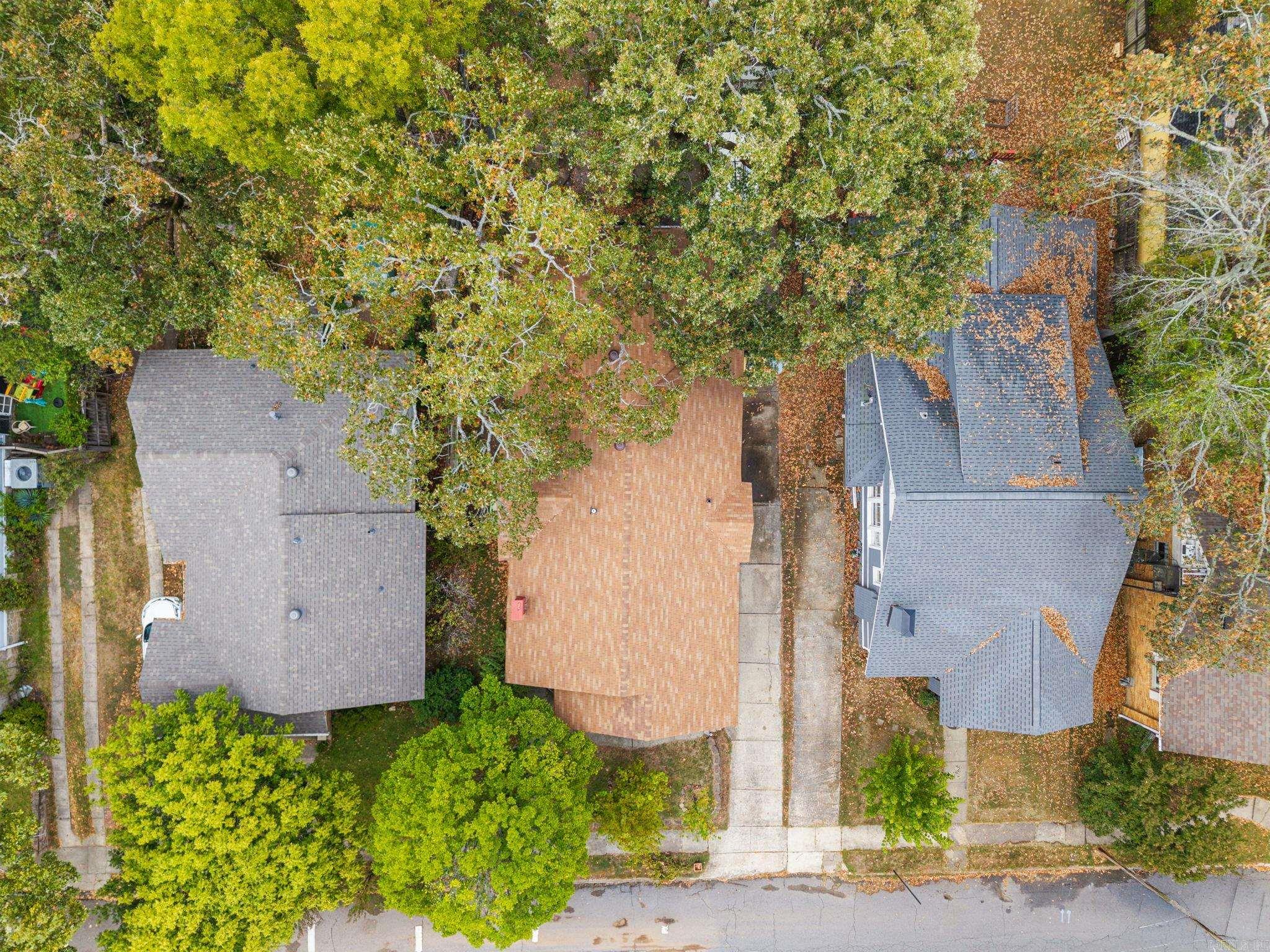211 Johnson Street Property Photo 42