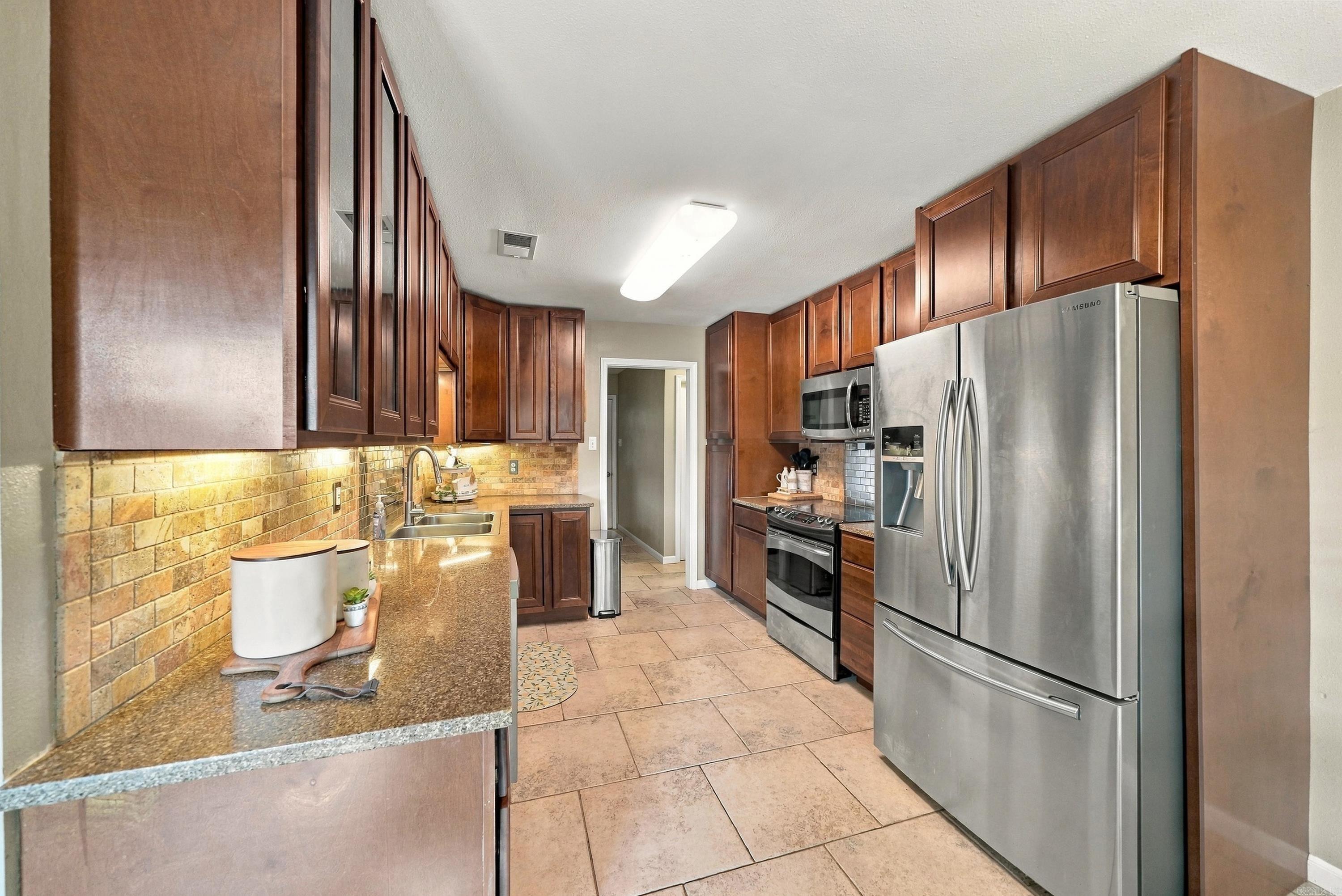 2226 Bearskin Drive Property Photo 17