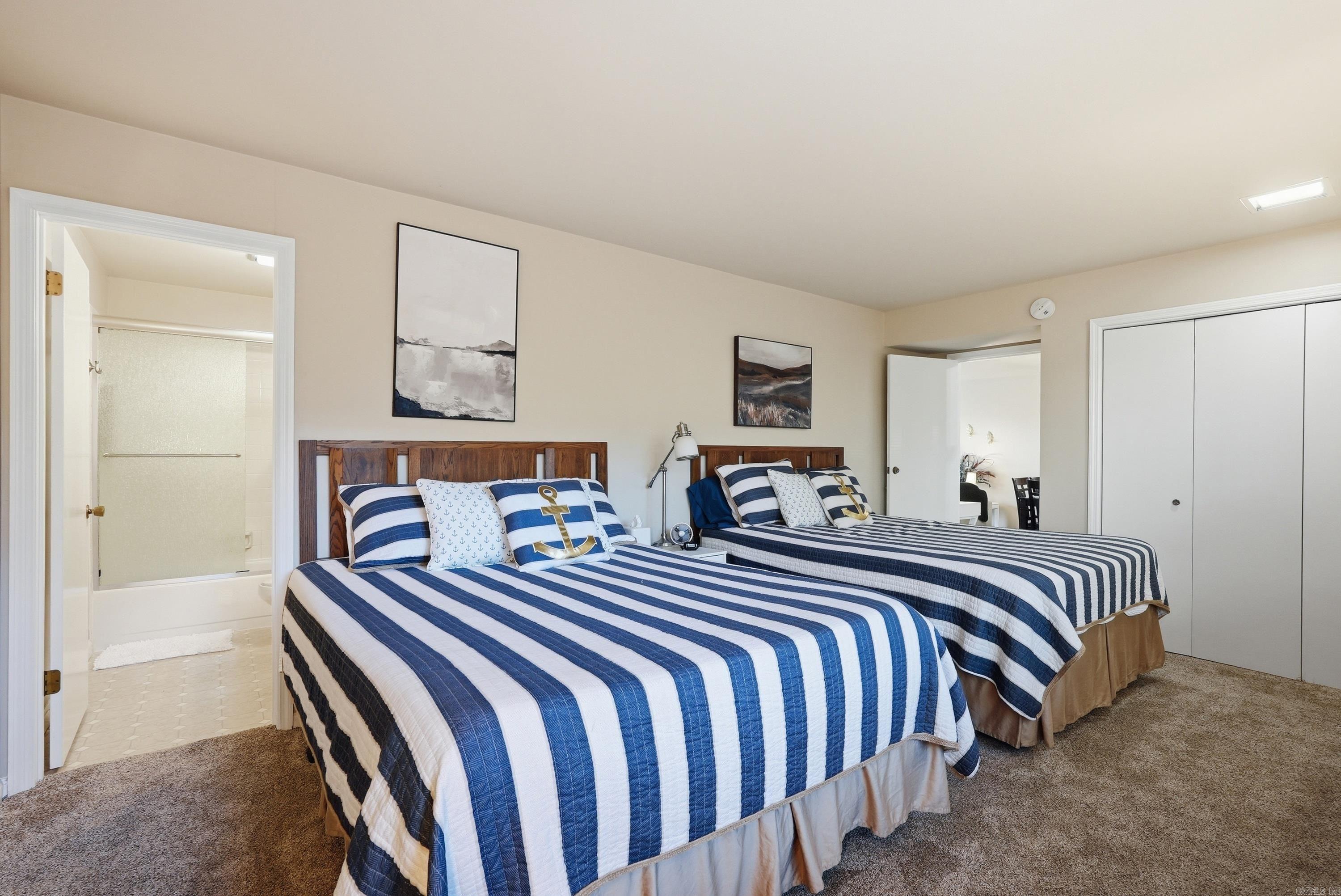 125 Chelsea Unit 27 Drive 27 Property Photo 14