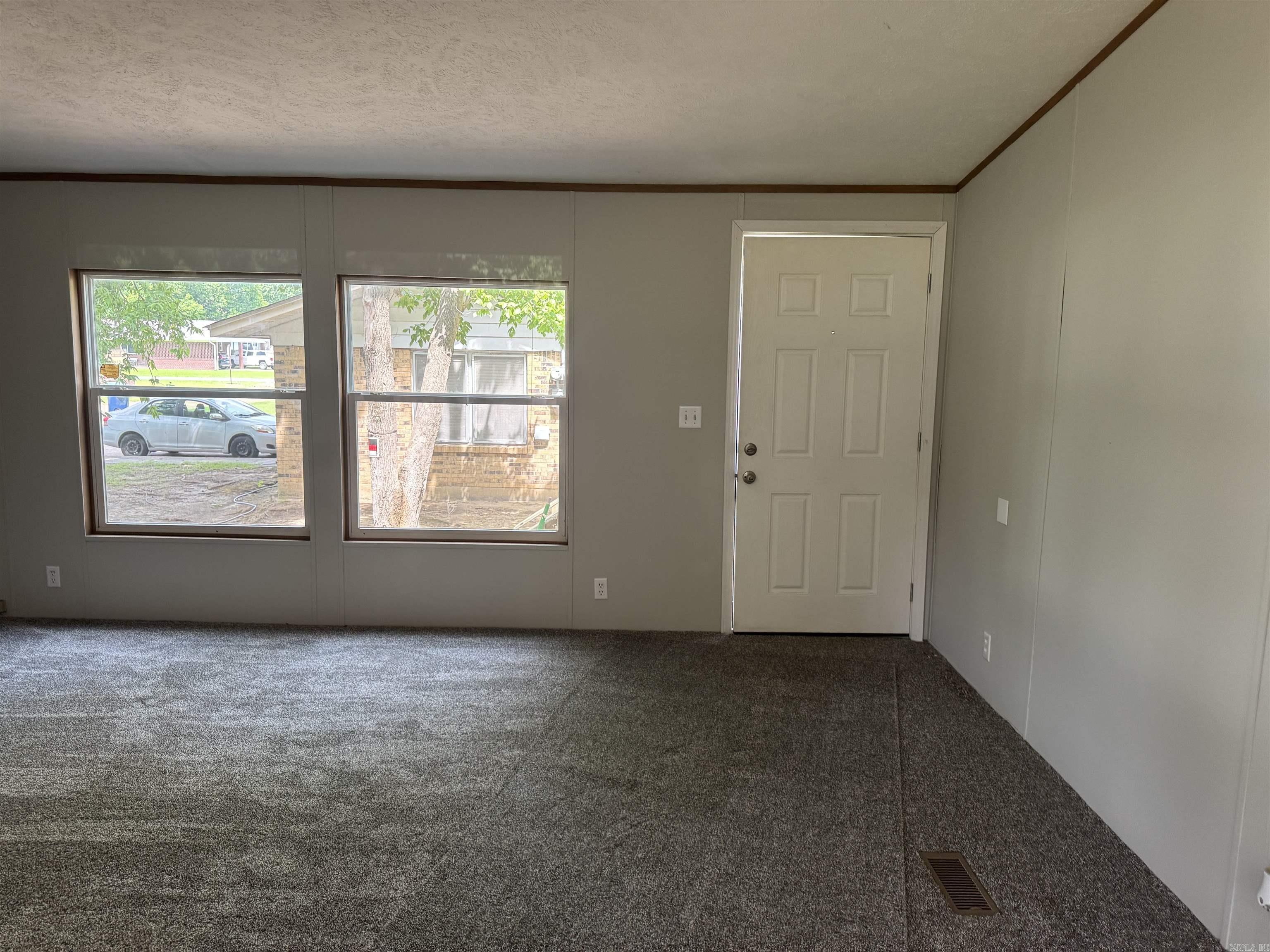 513 Jefferson Street Property Photo 5