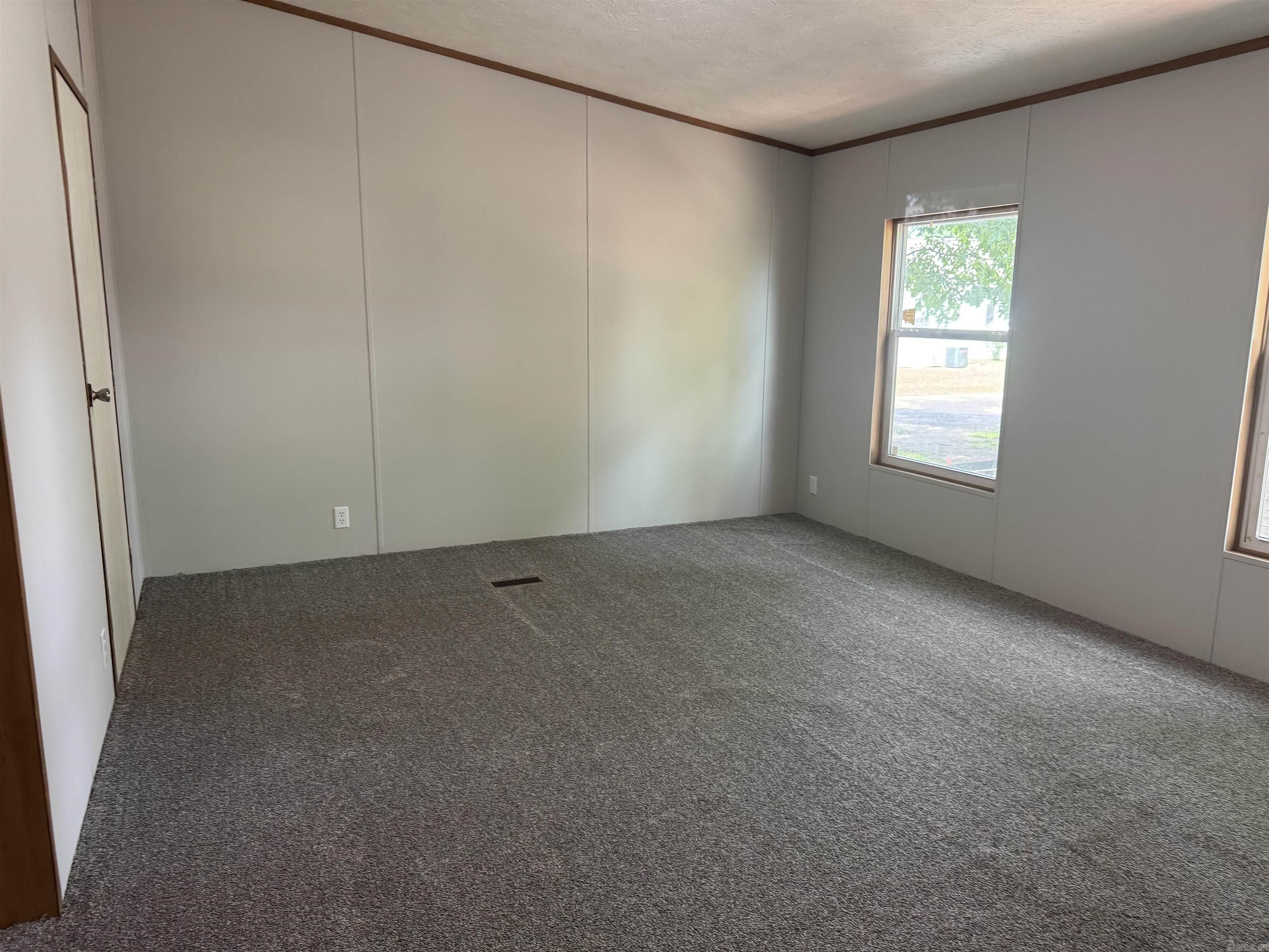 513 Jefferson Street Property Photo 10