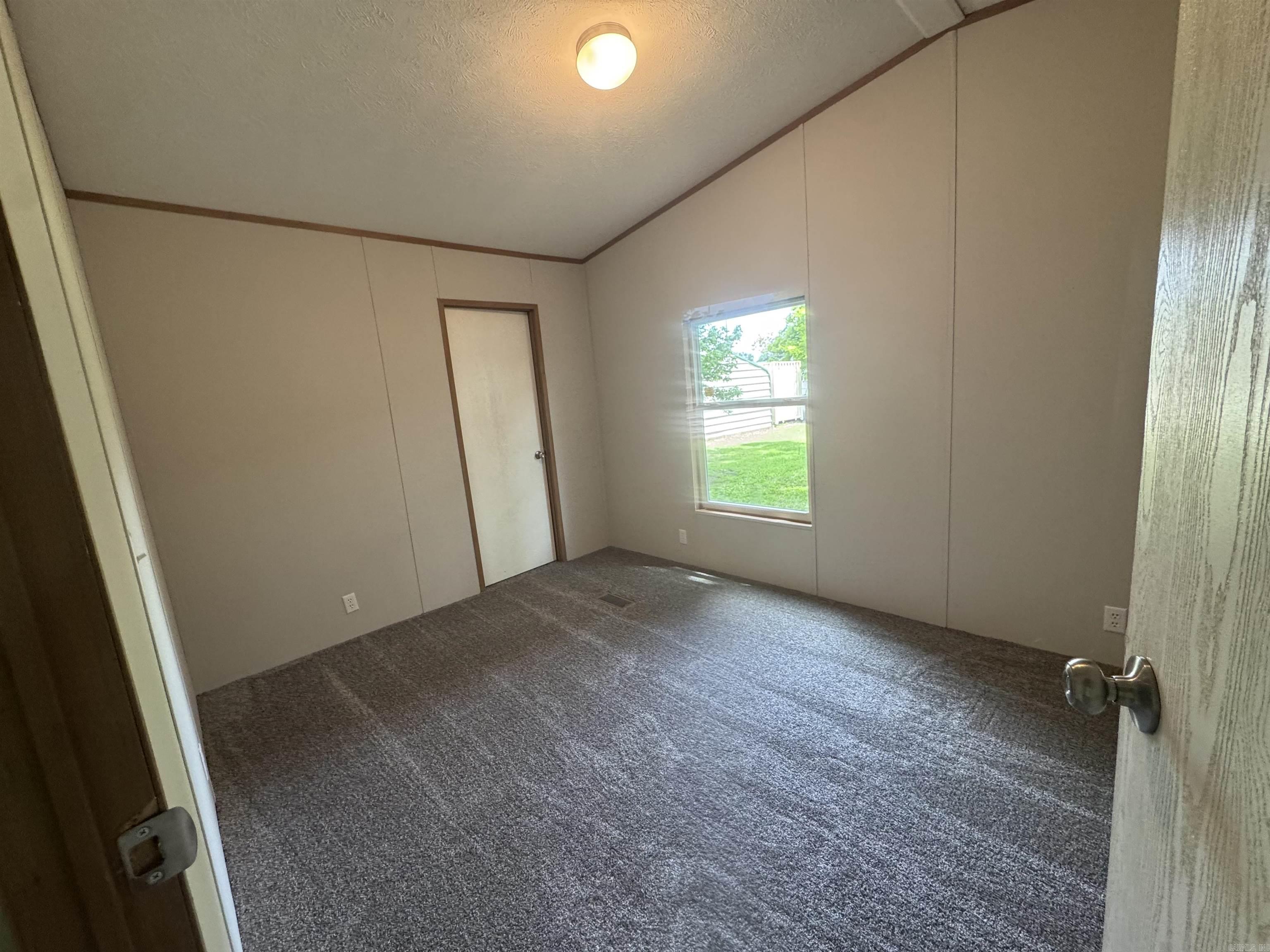 513 Jefferson Street Property Photo 11
