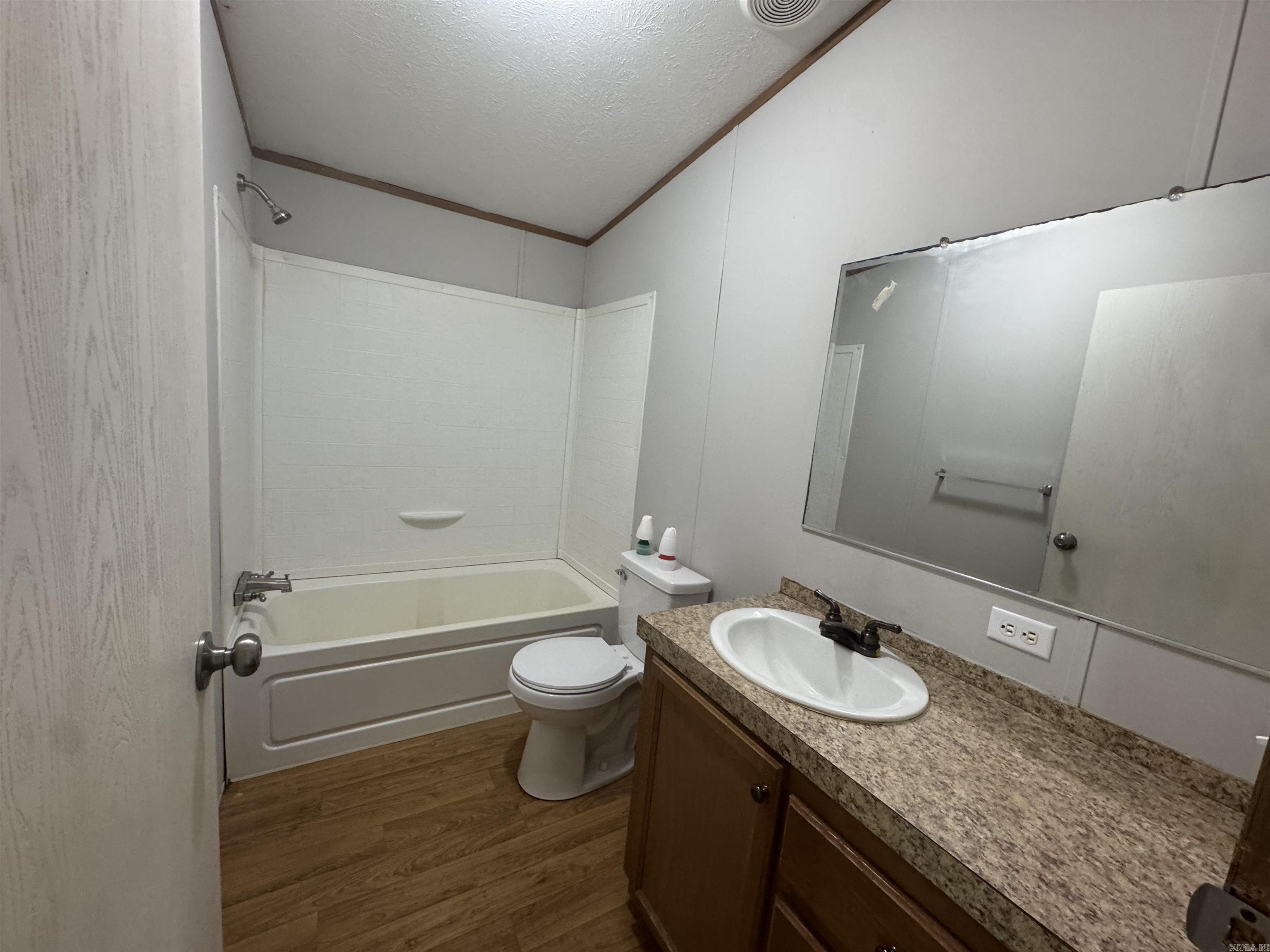 513 Jefferson Street Property Photo 16
