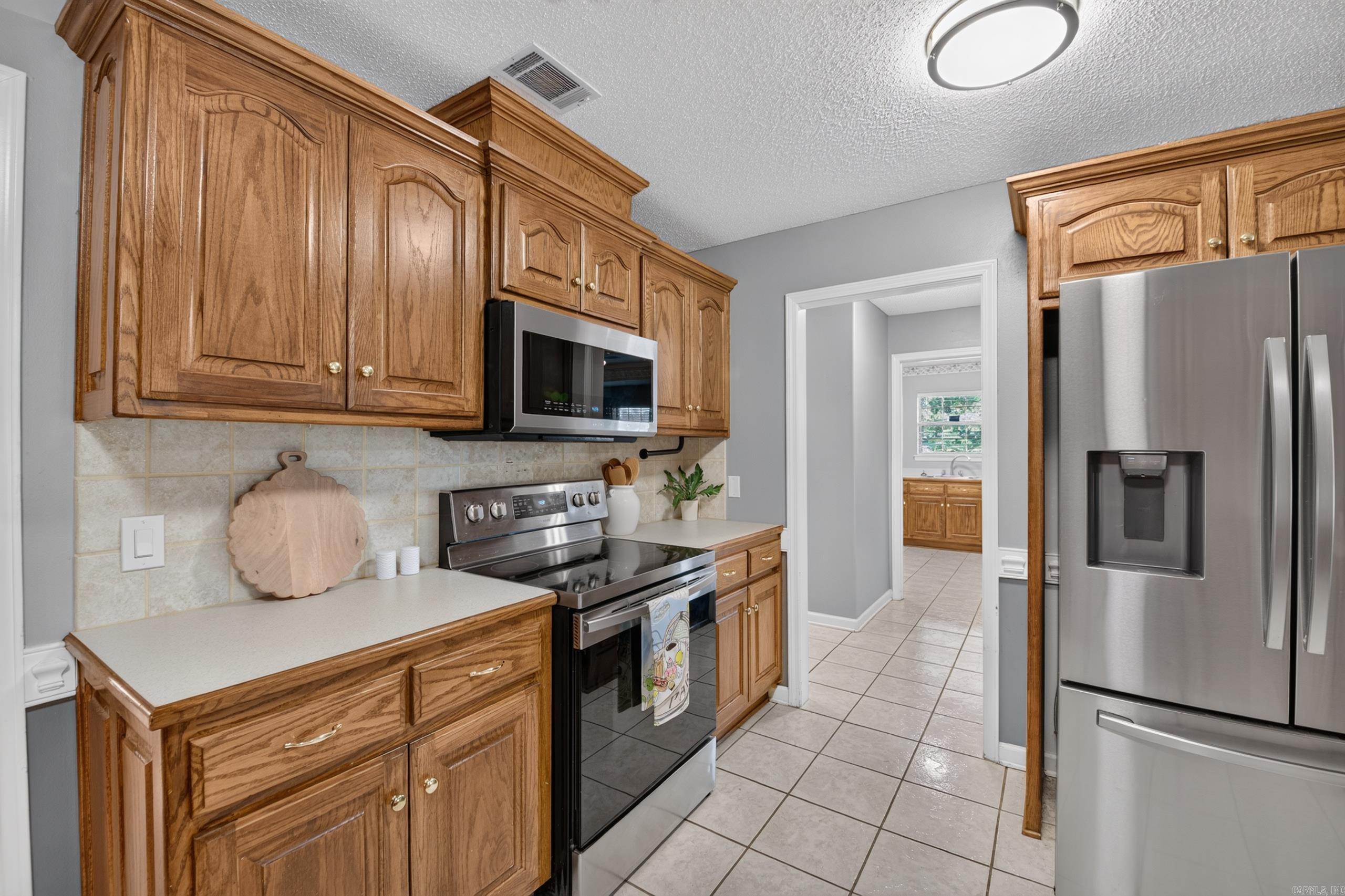 1705 N Lincoln Property Photo 13