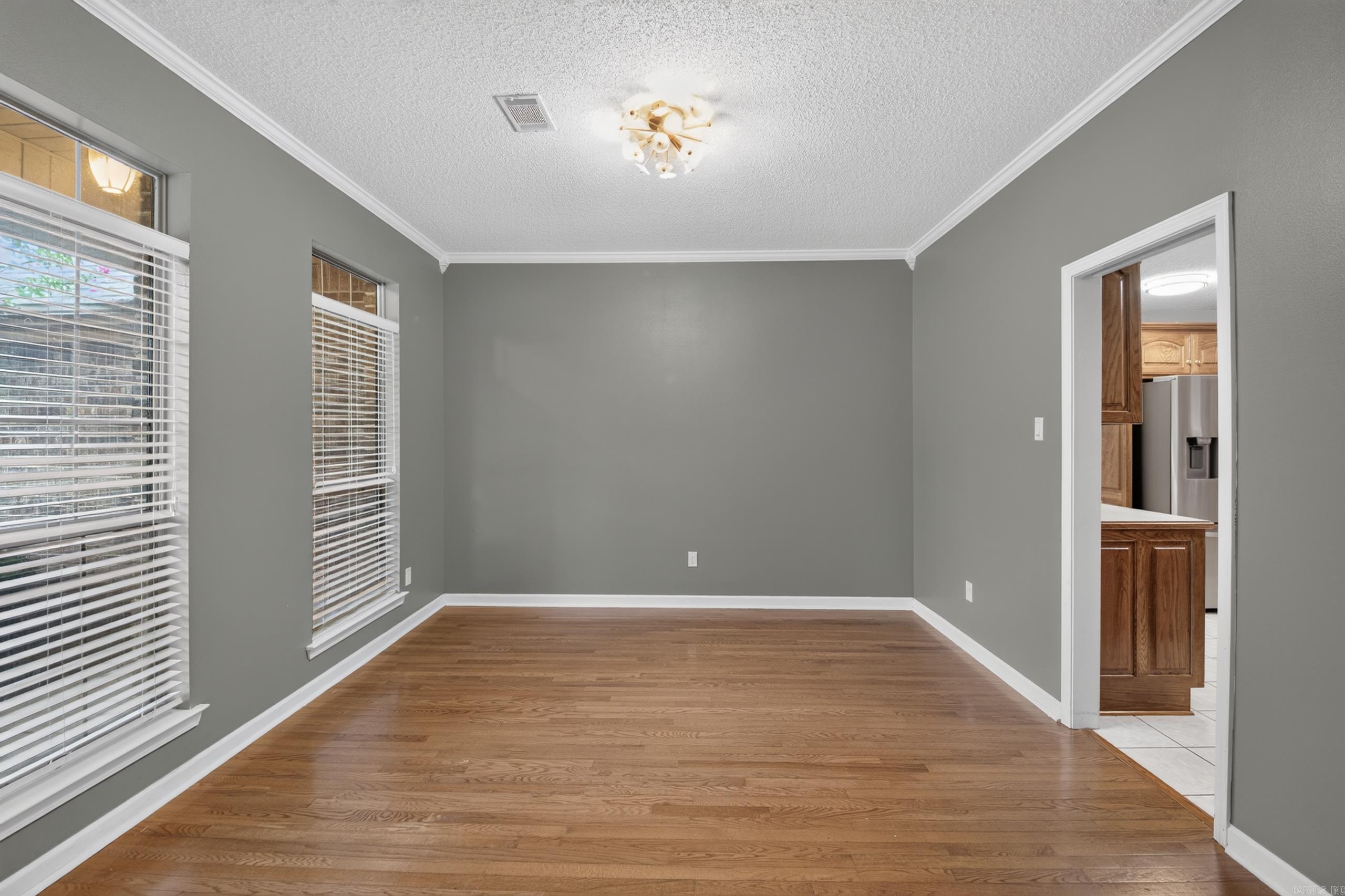 1705 N Lincoln Property Photo 18